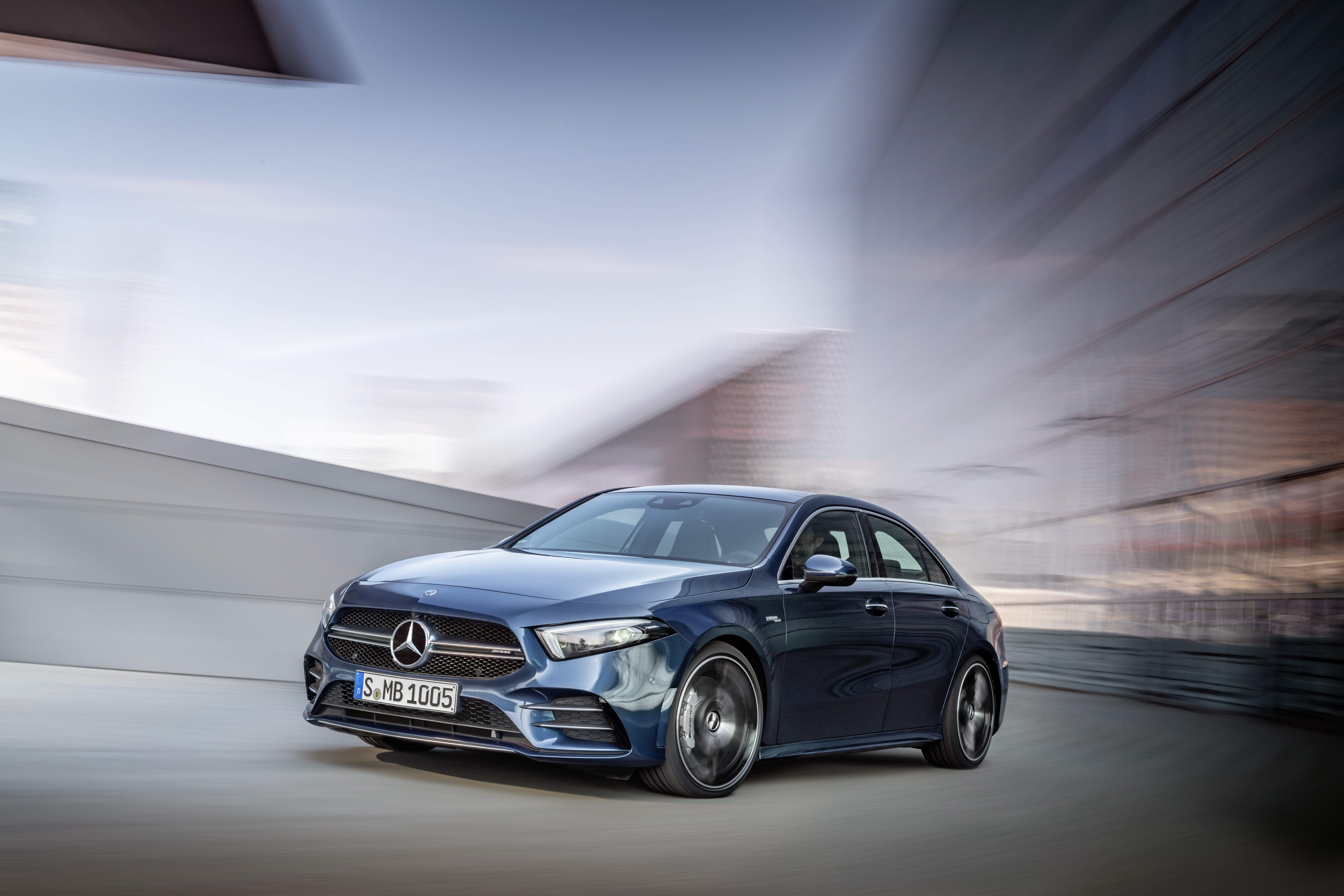Los mejores fondos de pantalla de Mercedes Benz Amg A35 para la pantalla del teléfono