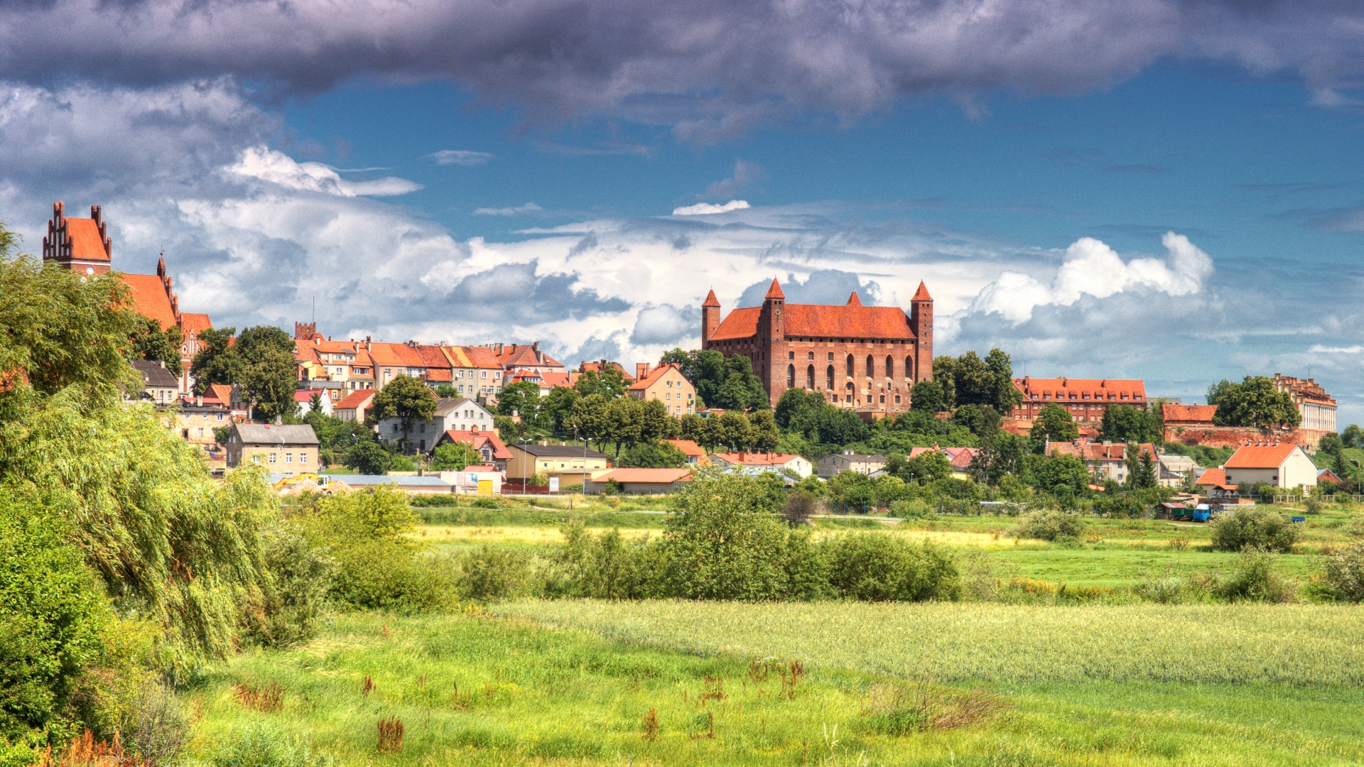 Laden Sie das Schlösser, Menschengemacht, Schloss Gniew-Bild kostenlos auf Ihren PC-Desktop herunter