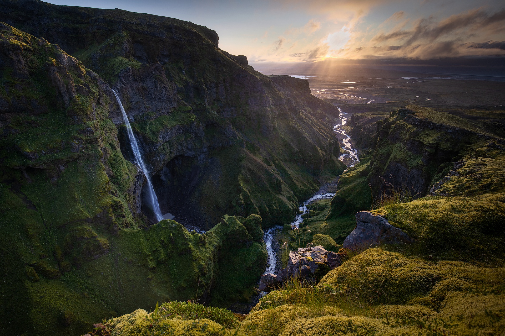 Скачать обои бесплатно Природа, Каньон, Водопады, Гора, Водопад, Исландия, Ландшафт, Земля/природа картинка на рабочий стол ПК