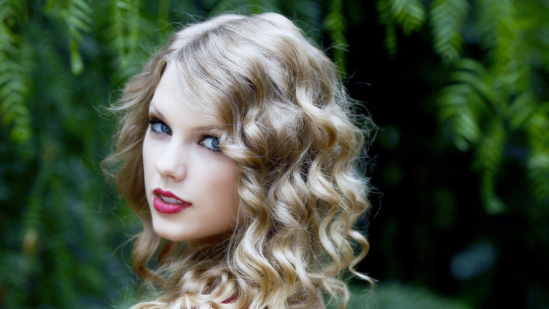 Download mobile wallpaper Music, Taylor Swift for free.