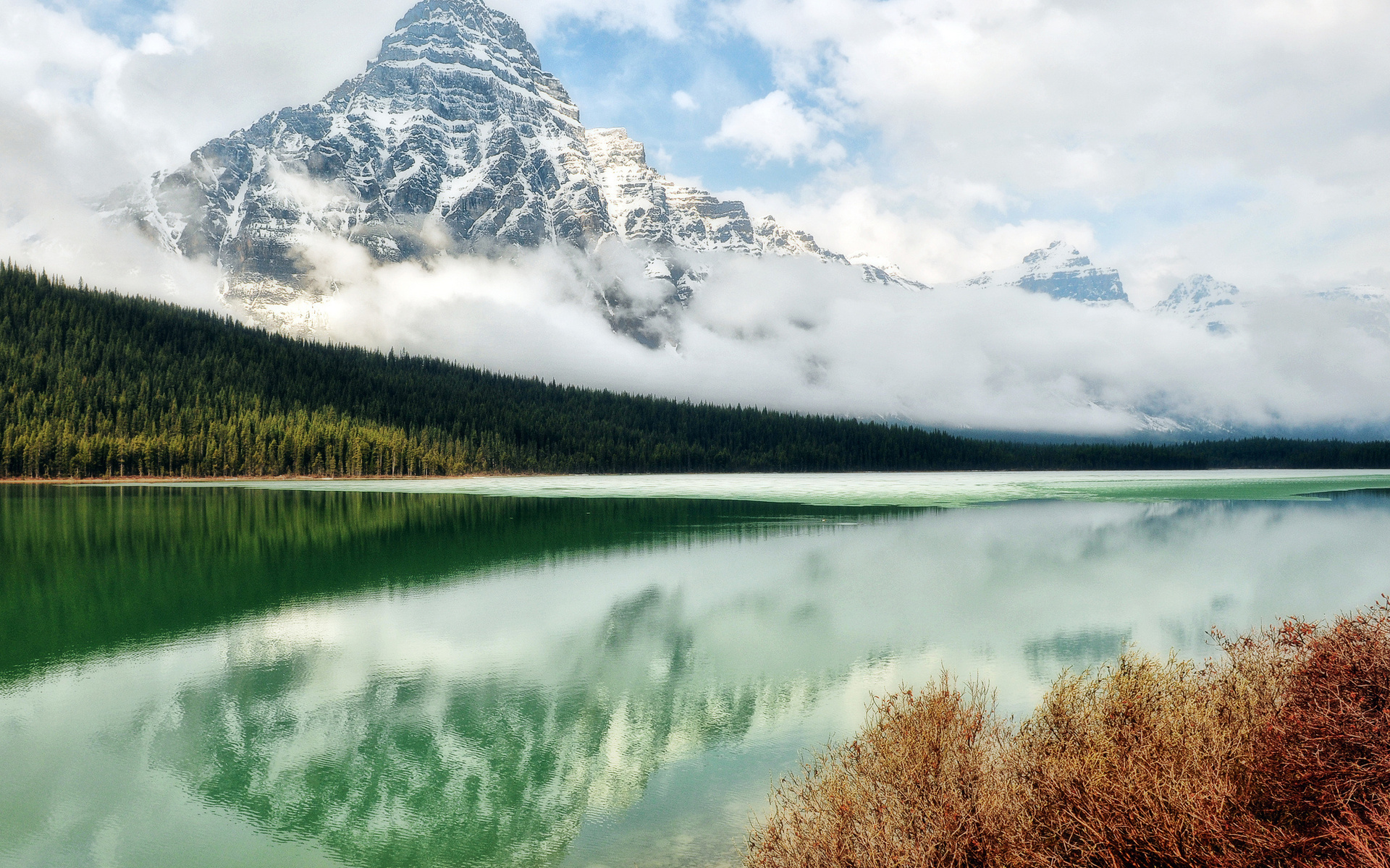 Free download wallpaper Sky, Mountain, Lake, Reflection, Forest, Earth, Cloud on your PC desktop