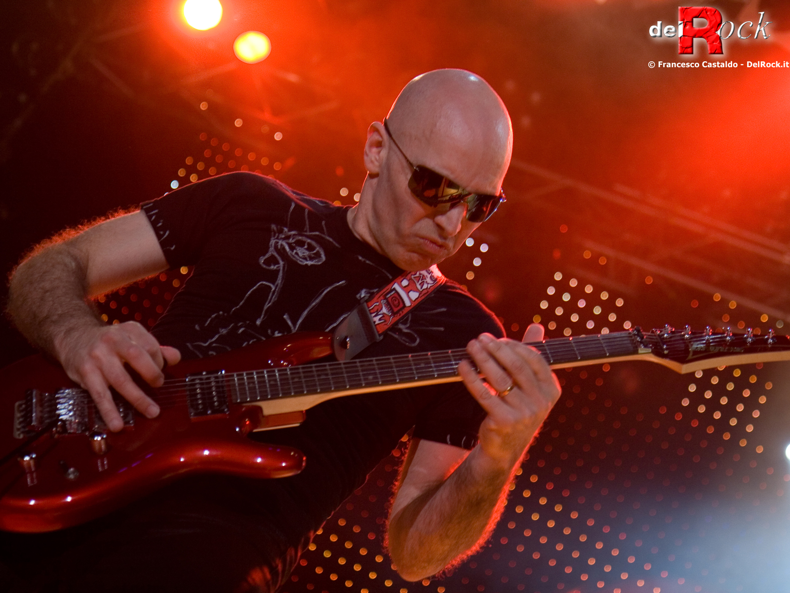 Laden Sie Joe Satriani HD-Desktop-Hintergründe herunter