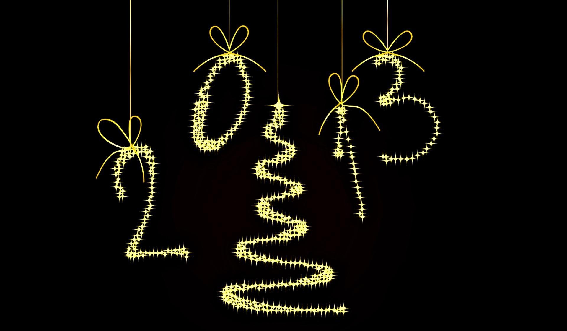 Descarga gratuita de fondo de pantalla para móvil de Año Nuevo, Día Festivo, Árbol De Navidad, Año Nuevo 2013.