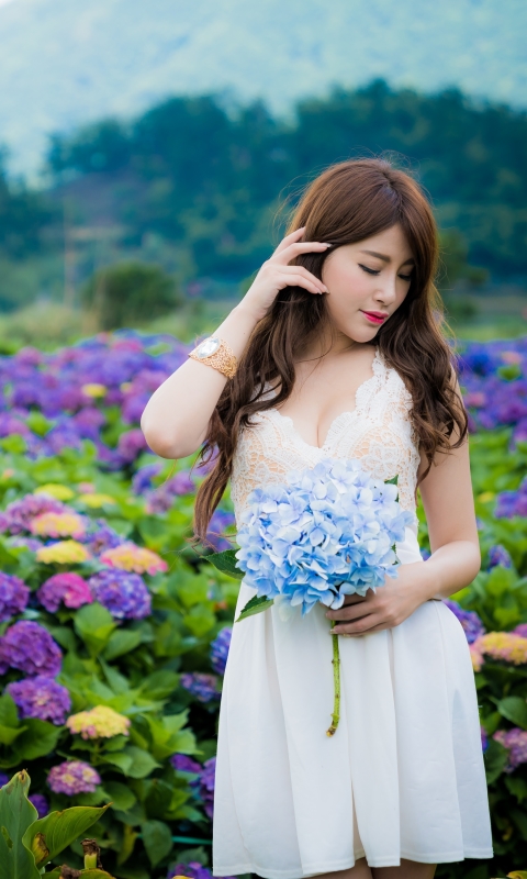 Download mobile wallpaper Flower, Mood, Hydrangea, Brunette, Model, Women, Asian, Purple Flower, Lipstick, Depth Of Field, White Dress, Blue Flower for free.