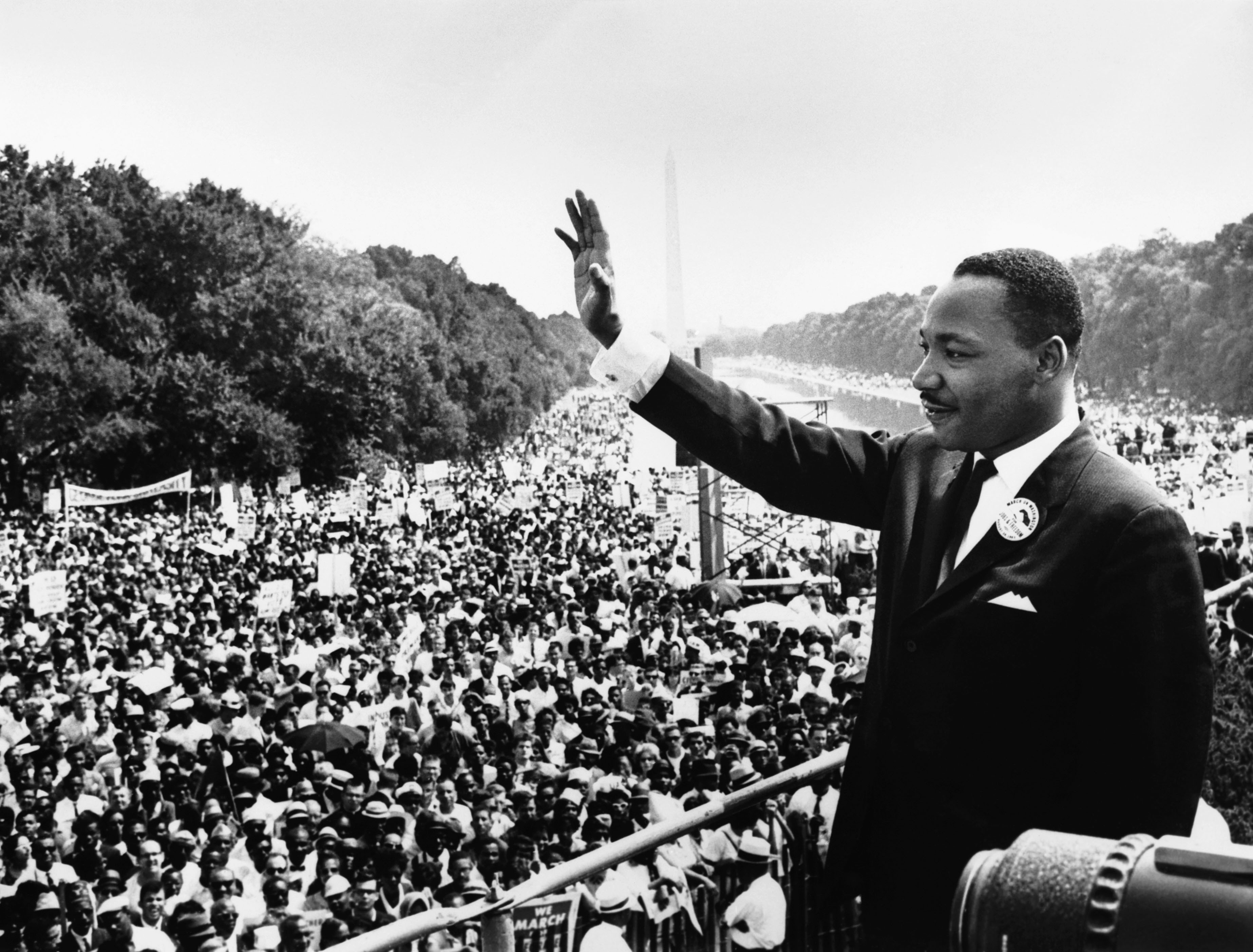 Скачать обои Мартин Лютер Кинг Младший на телефон бесплатно