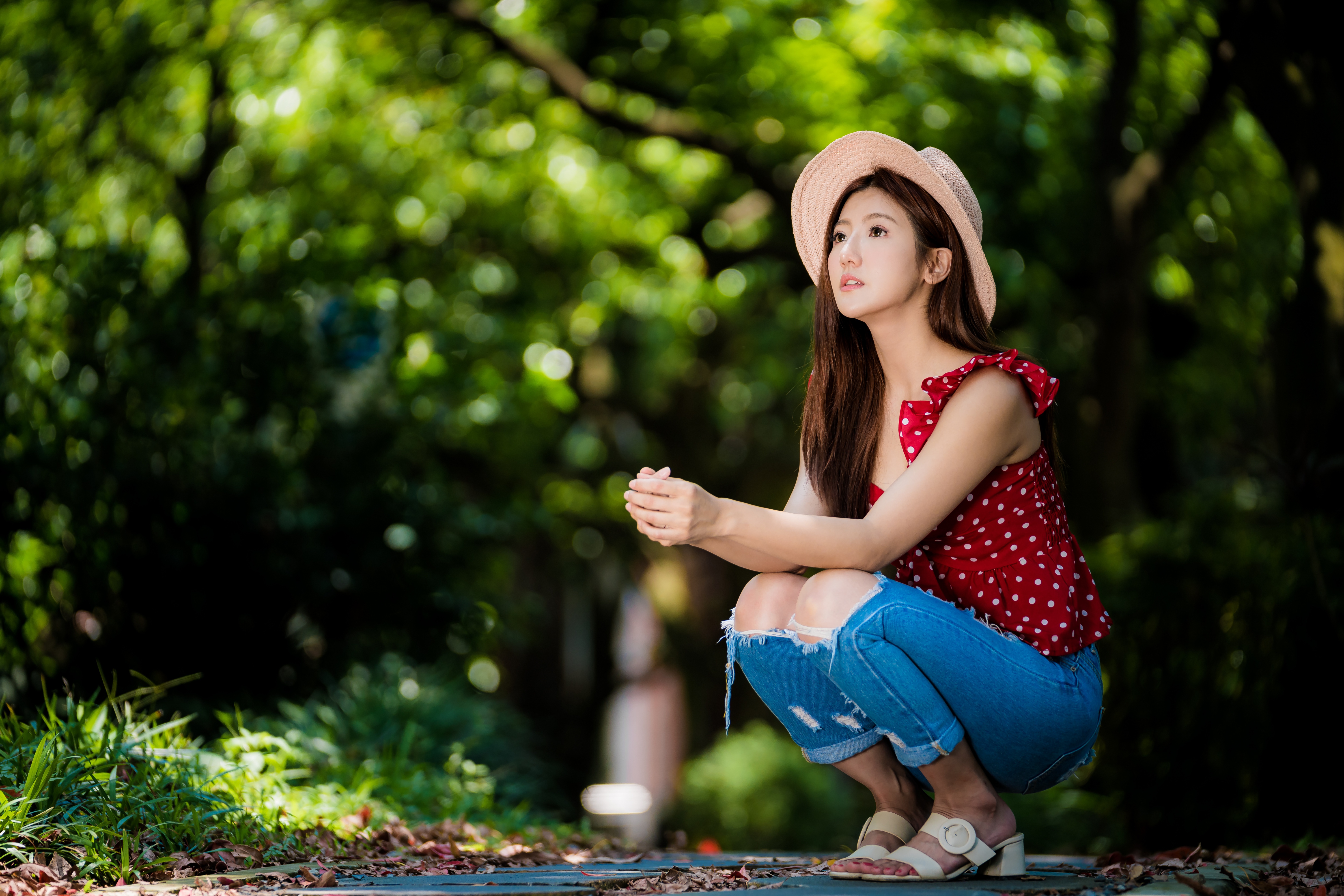 Laden Sie das Bokeh, Hut, Brünette, Modell, Frauen, Lange Haare, Asiatinnen, Tiefenschärfe-Bild kostenlos auf Ihren PC-Desktop herunter