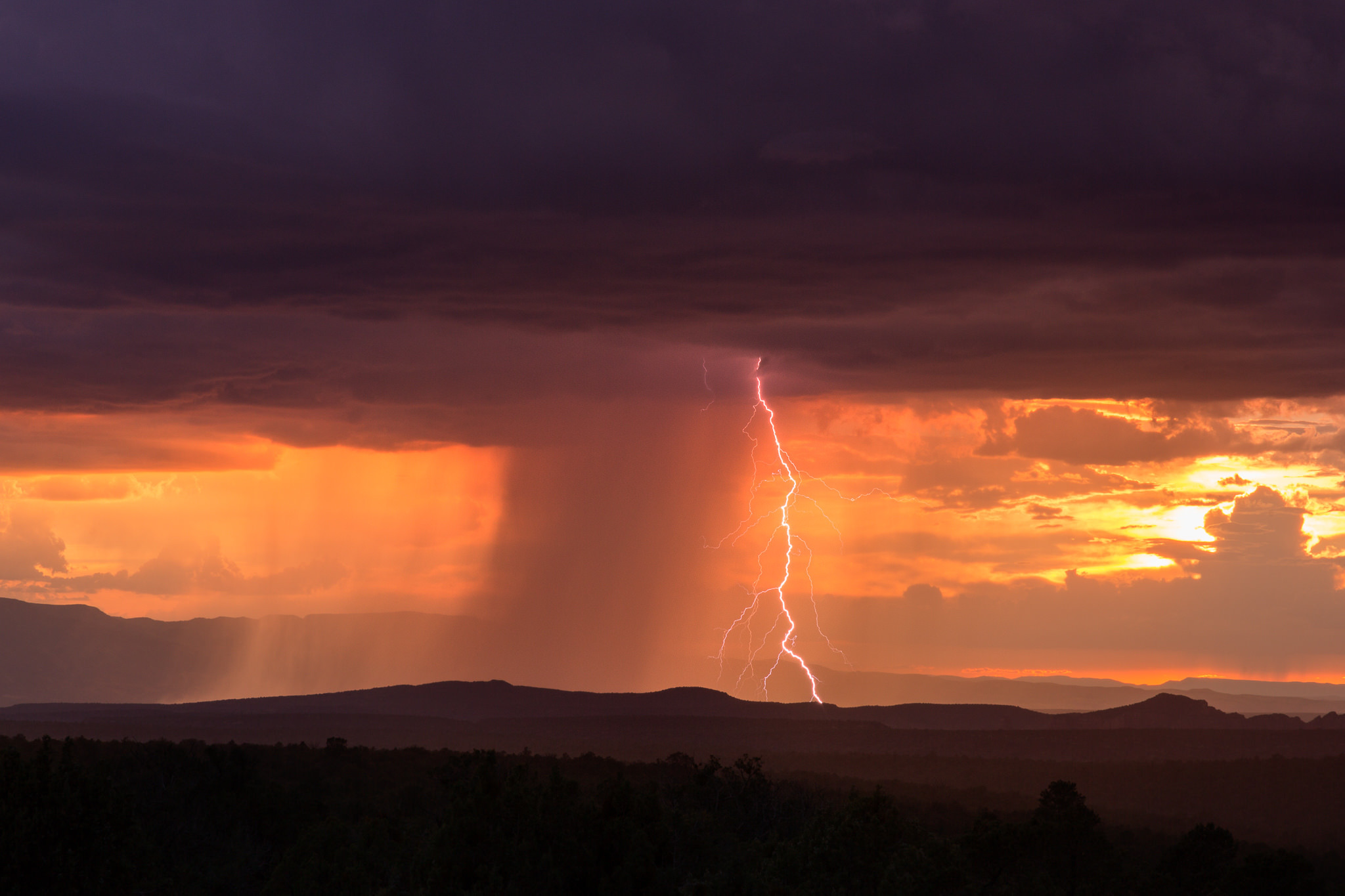 Download mobile wallpaper Landscape, Lightning, Storm, Cloud, Photography for free.