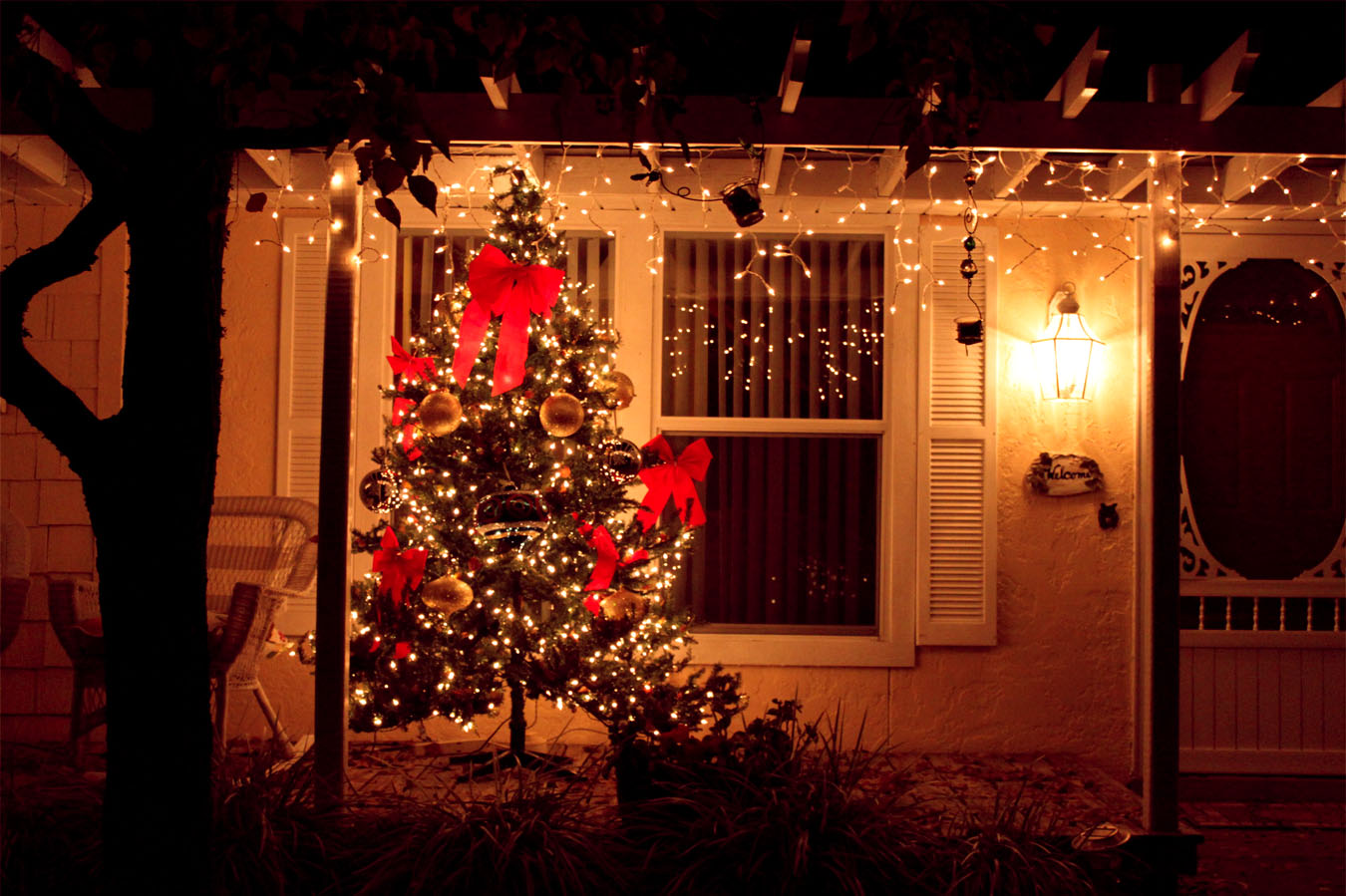 Laden Sie das Feiertage, Weihnachten, Weihnachtsschmuck, Weihnachtsbaum, Weihnachtsbeleuchtung-Bild kostenlos auf Ihren PC-Desktop herunter