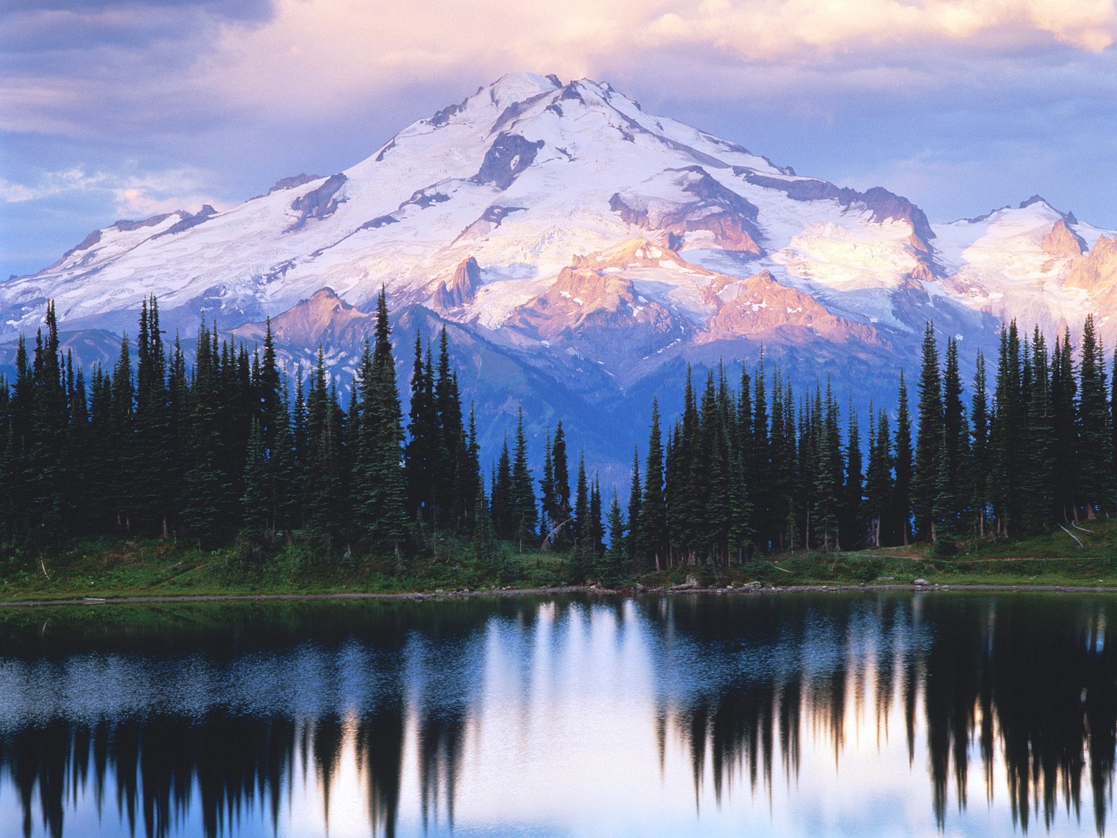 Baixe gratuitamente a imagem Montanhas, Neve, Montanha, Floresta, Terra/natureza na área de trabalho do seu PC