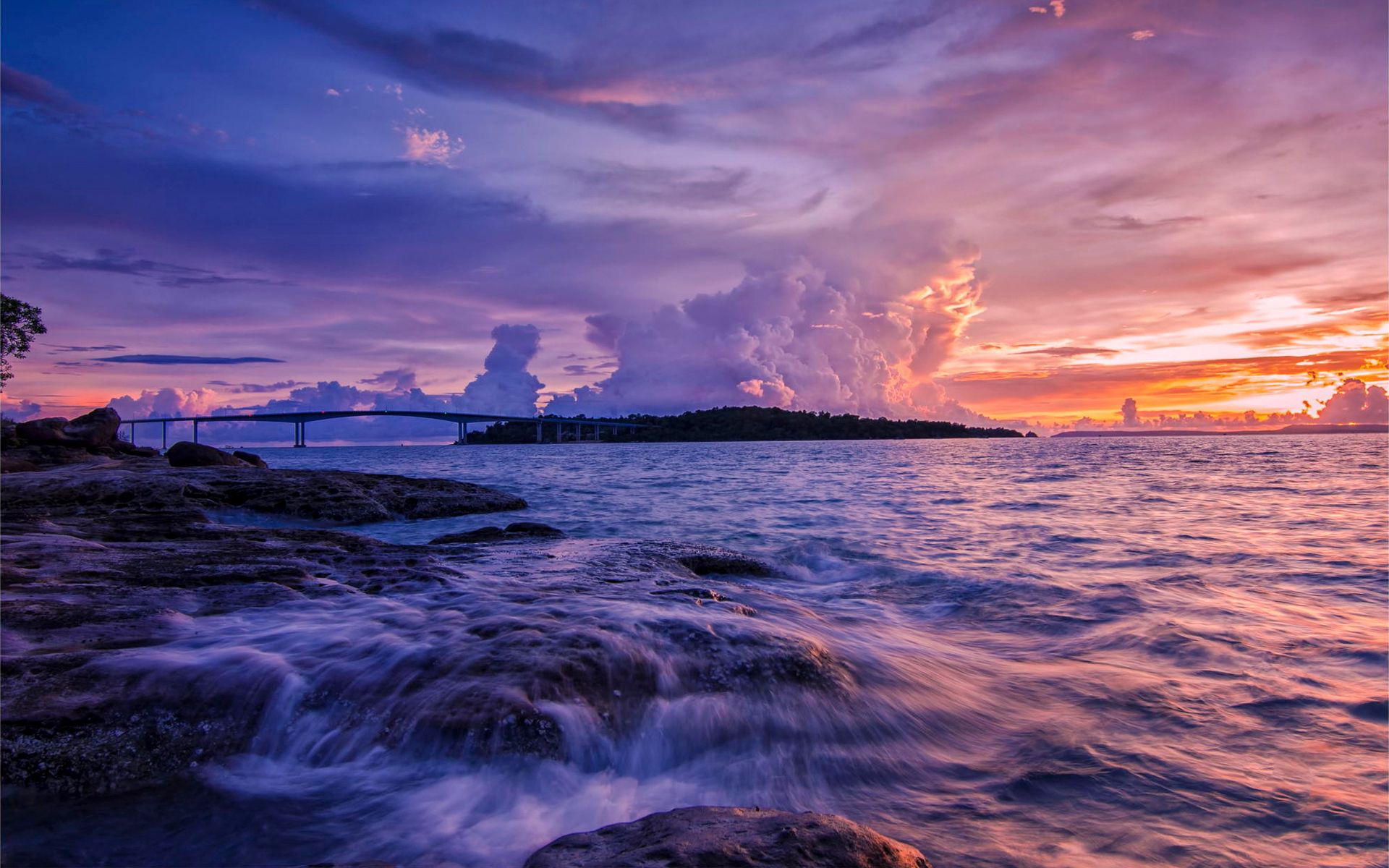 Laden Sie das Sunset, Splash, Natur, Waves, Spritzen, Brücke, Sea-Bild kostenlos auf Ihren PC-Desktop herunter