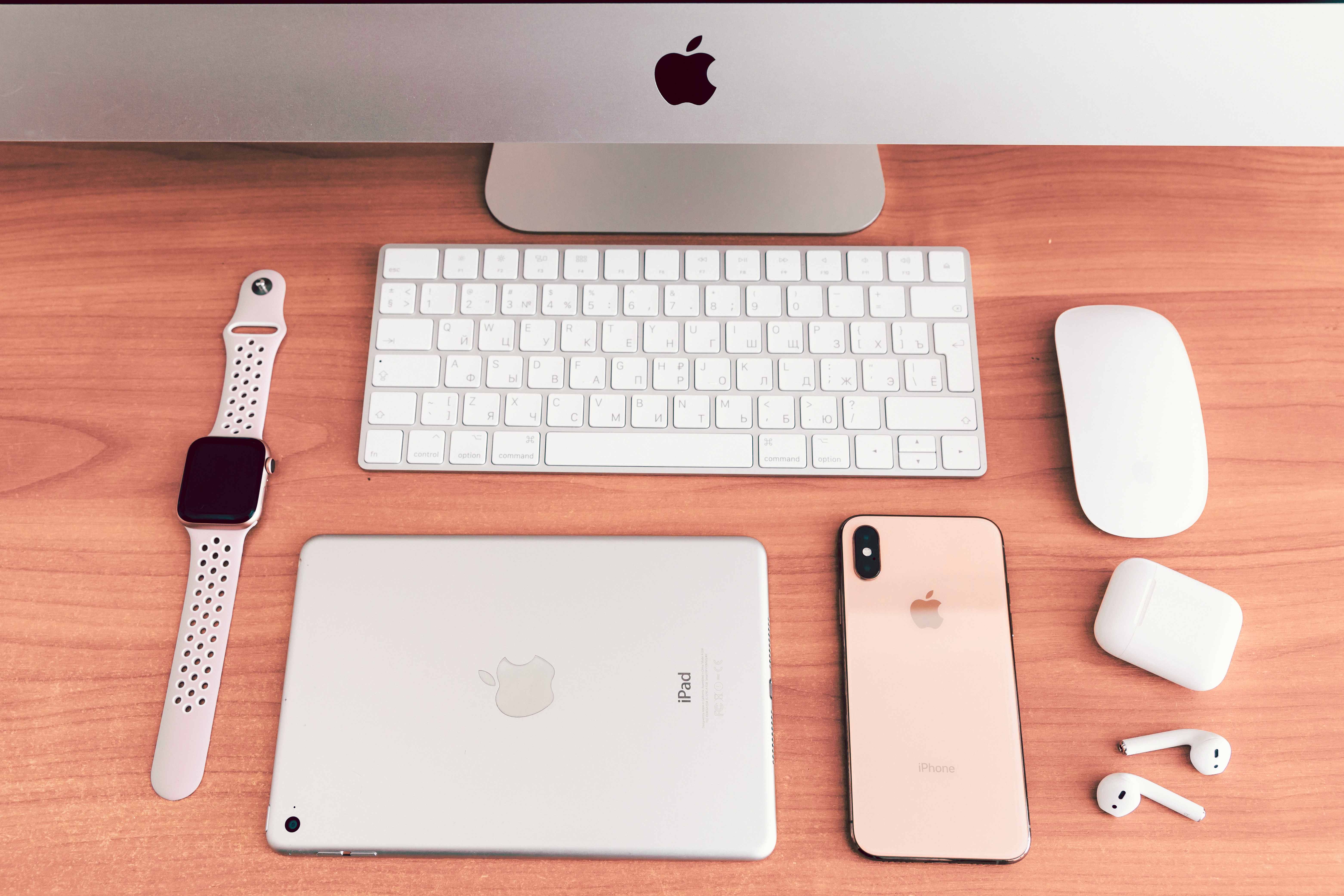 987630壁紙のダウンロードテクノロジー, アップル, apple airpods, アップルウォッチ, ヘッドフォン, ipad, iphone, キーボード, 電話, タブレット-スクリーンセーバーと写真を無料で