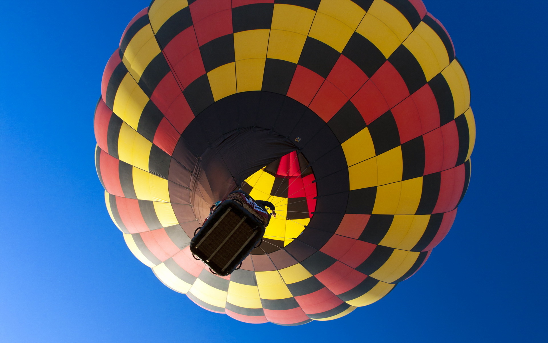 Free download wallpaper Vehicles, Hot Air Balloon on your PC desktop