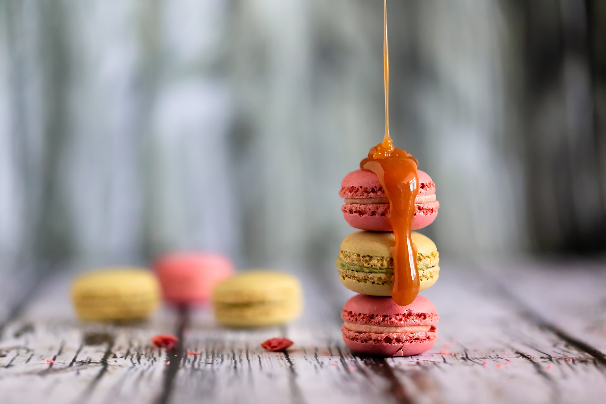 Download mobile wallpaper Food, Sweets, Macaron for free.