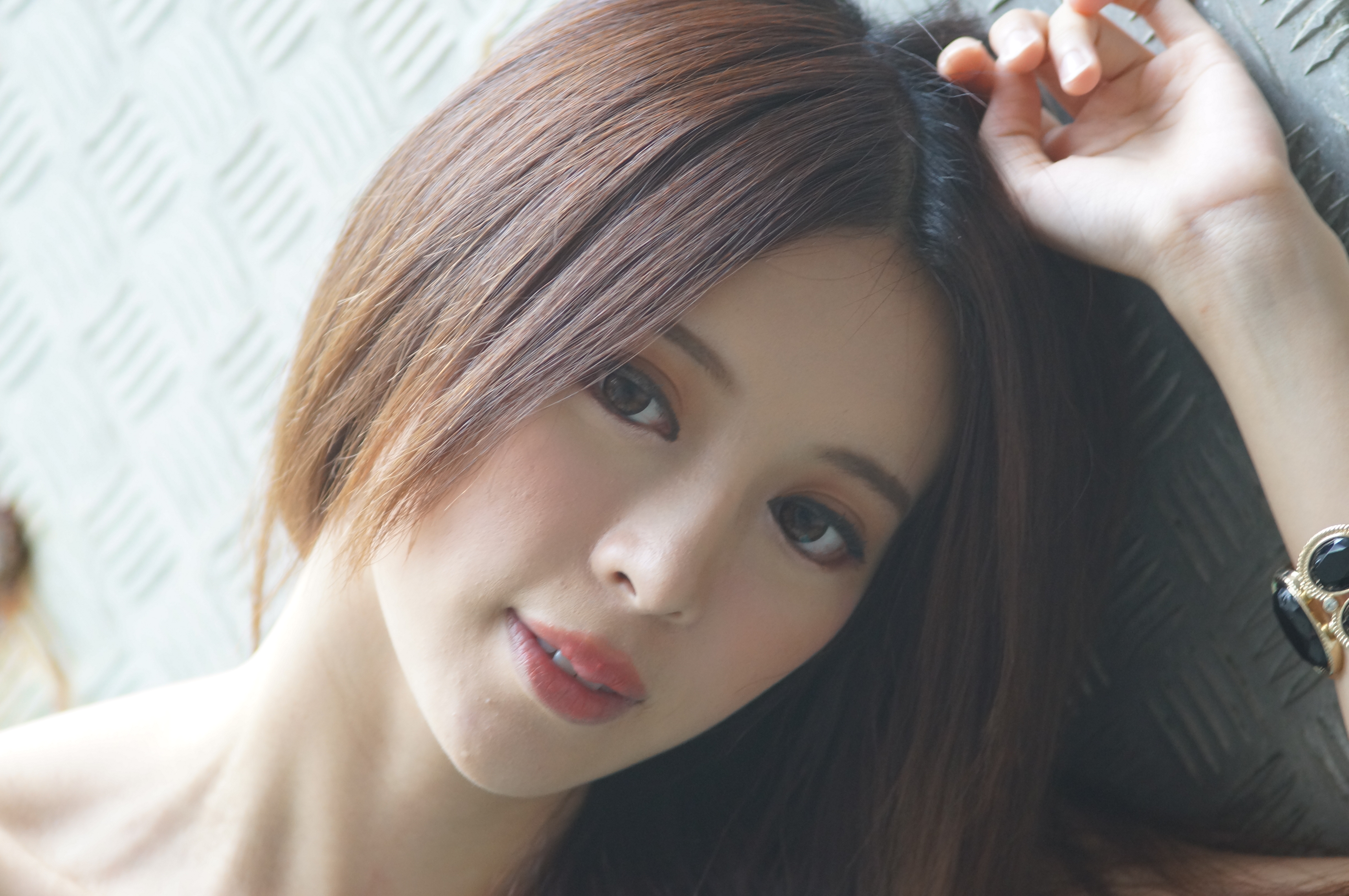 Handy-Wallpaper Haar, Gesicht, Modell, Frauen, Asiatinnen, Julia Chang, Taiwanese, Zhang Qi Jun kostenlos herunterladen.