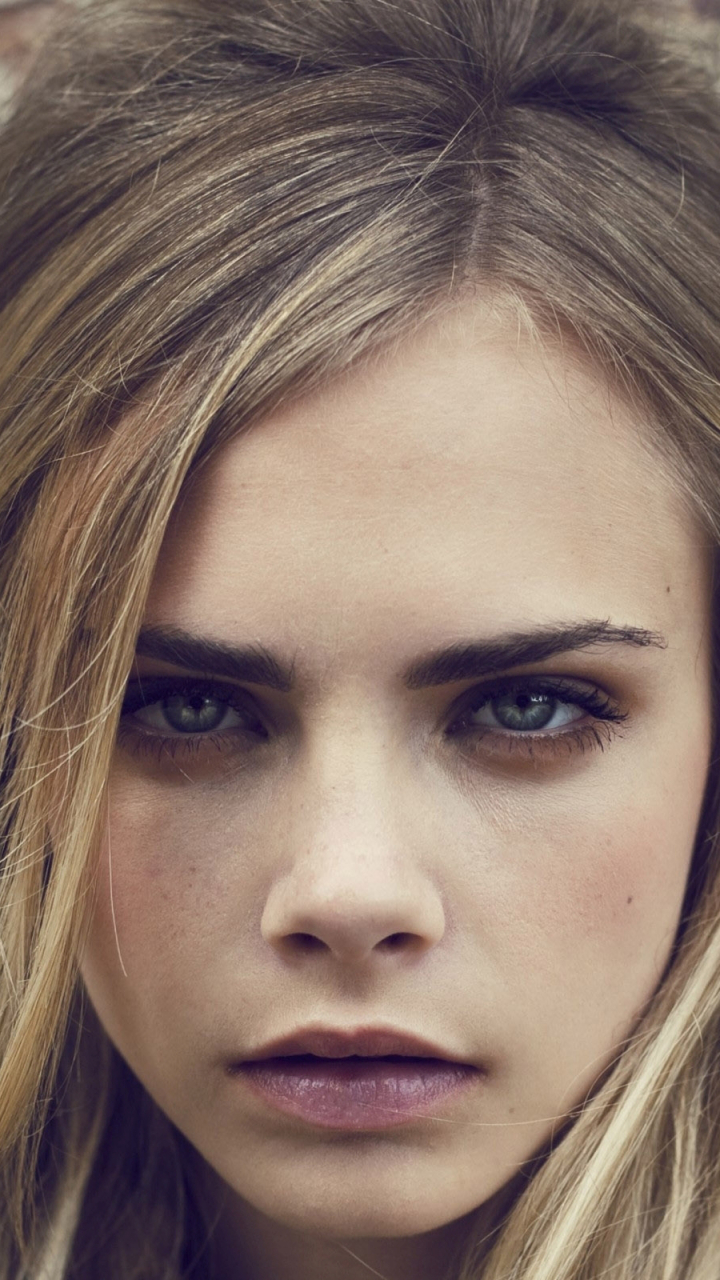 Download mobile wallpaper English, Model, Celebrity, Cara Delevingne for free.