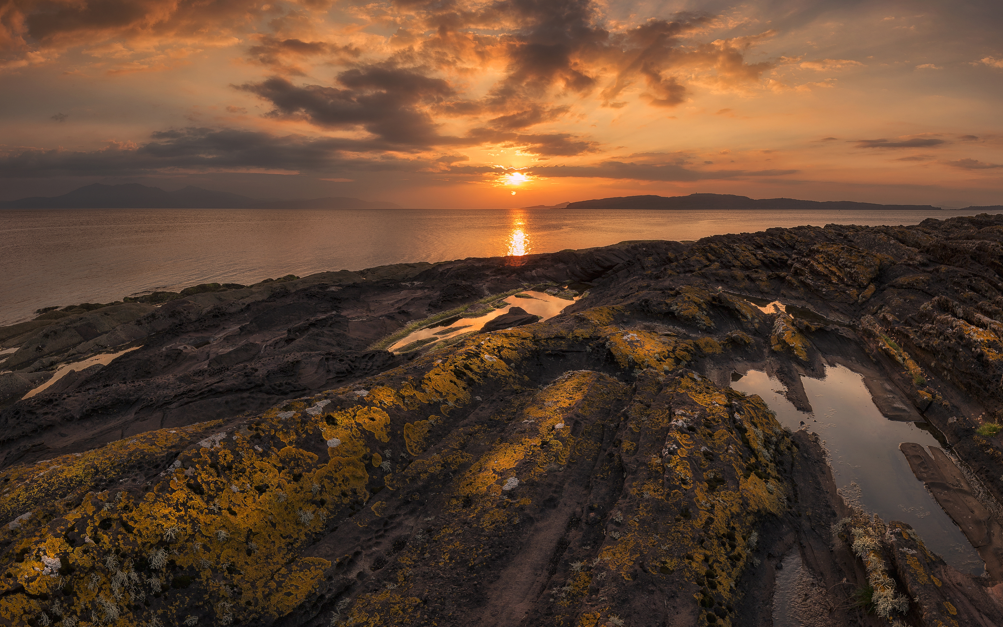 Descarga gratuita de fondo de pantalla para móvil de Naturaleza, Horizonte, Océano, Atardecer, Tierra/naturaleza, Paisaje Marino.