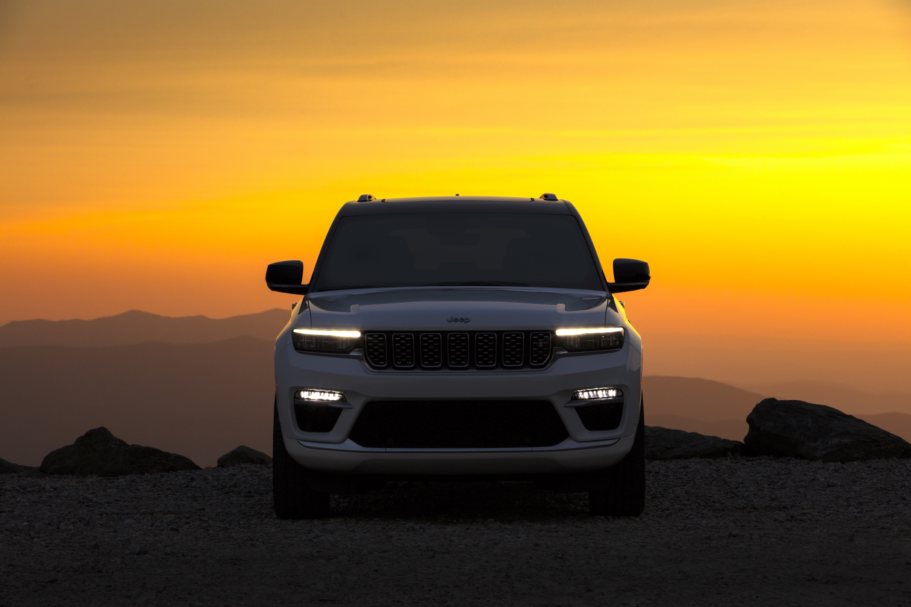 510462 Bildschirmschoner und Hintergrundbilder Jeep Grand Cherokee Summit Reserve auf Ihrem Telefon. Laden Sie  Bilder kostenlos herunter