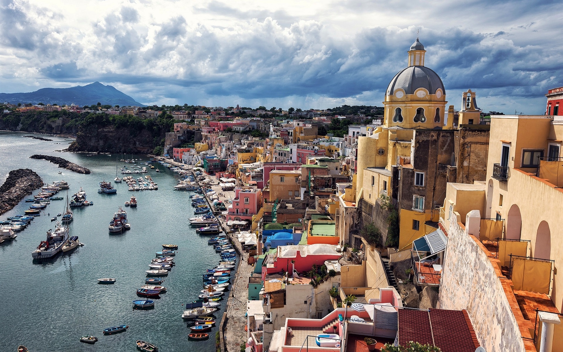 Скачать обои Неаполитанский Залив на телефон бесплатно