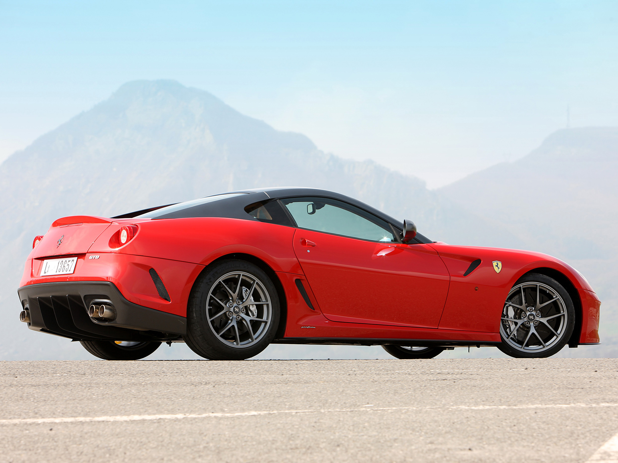 Free download wallpaper Ferrari, Vehicles on your PC desktop