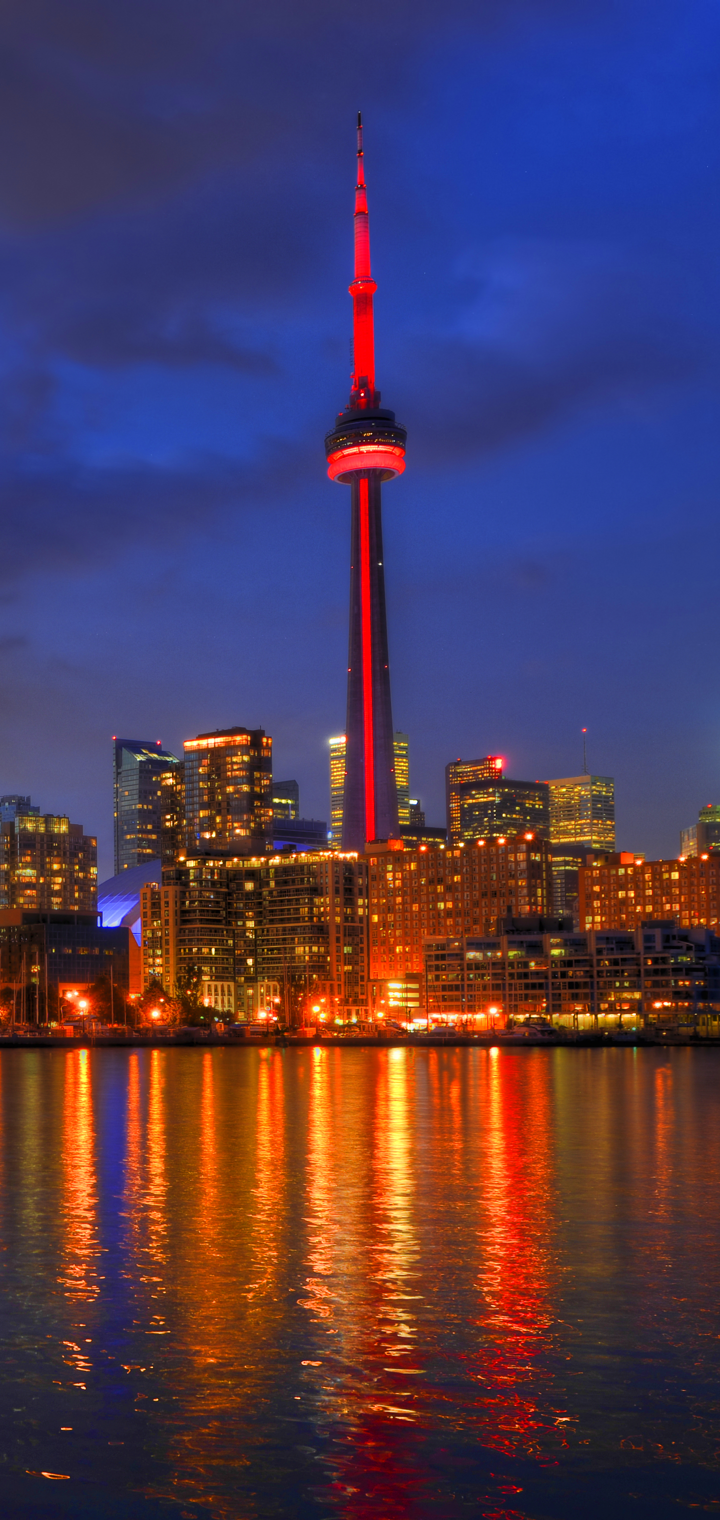 Baixe gratuitamente a imagem Cidades, Noite, Cidade, Arranha Céu, Prédio, Reflexão, Canadá, Construção, Torre, Toronto, Feito Pelo Homem, Reflecção na área de trabalho do seu PC