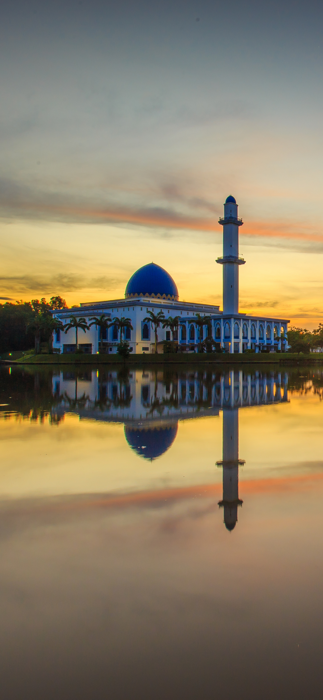 Handy-Wallpaper Architektur, Sonnenaufgang, Malaysia, Moschee, Sonnenuntergang, Die Architektur, Spiegelung, Religiös, Betrachtung, Moscheen kostenlos herunterladen.