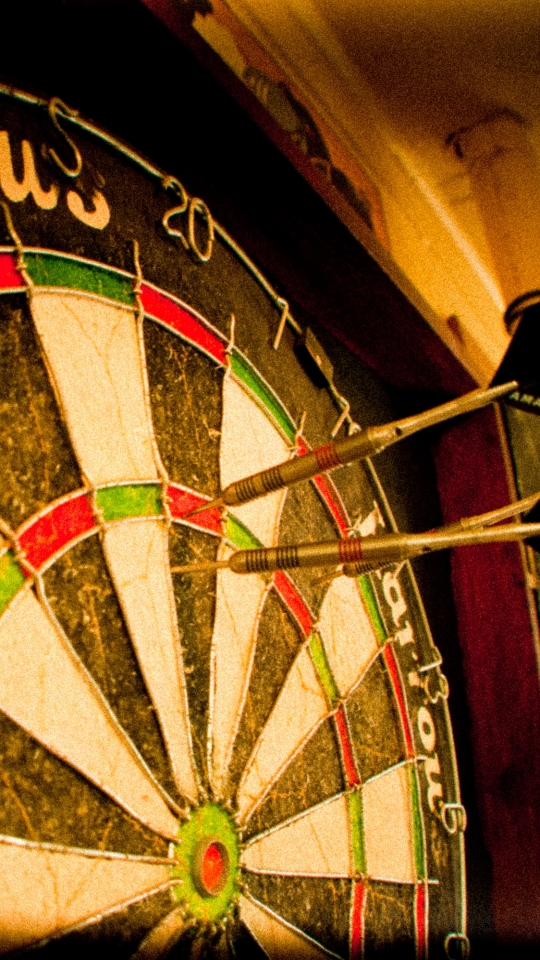 Download mobile wallpaper Game, Darts for free.