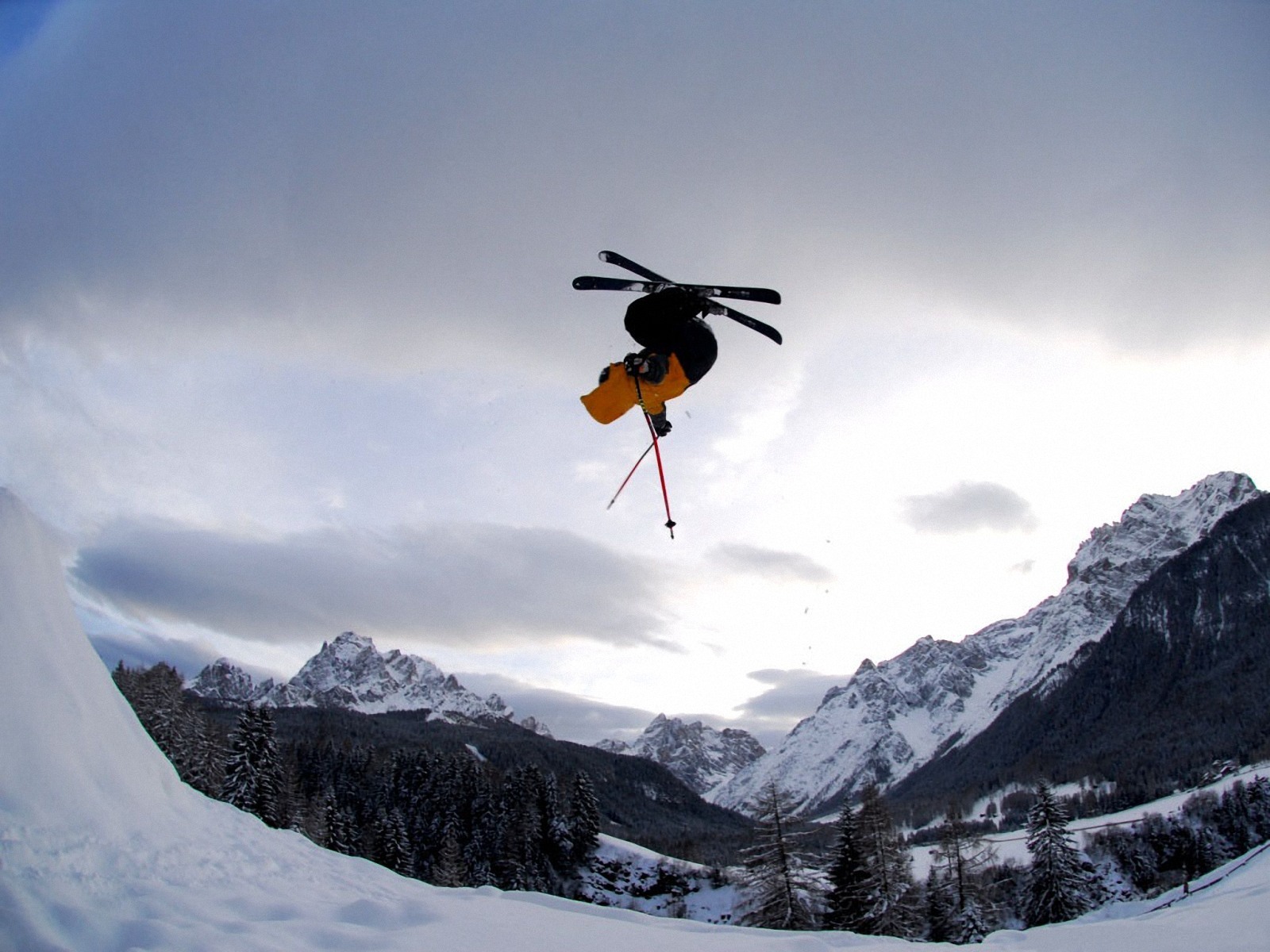 Download mobile wallpaper Sports, Skiing, Mogul Skiing for free.