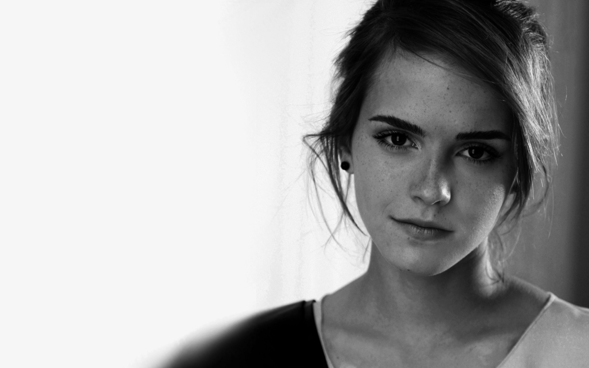 Free download wallpaper Emma Watson, Celebrity on your PC desktop