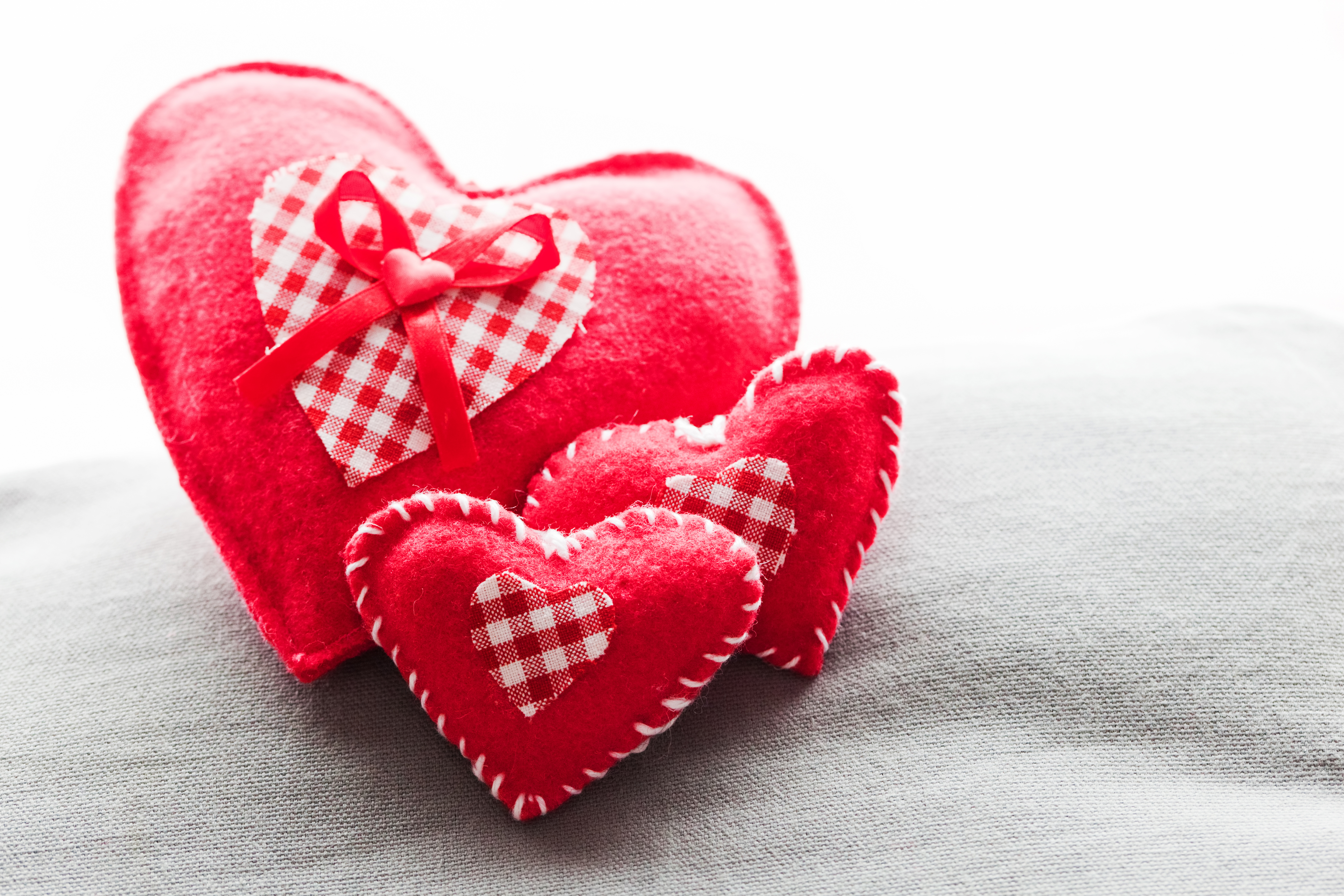 Download mobile wallpaper Valentine's Day, Holiday, Cushion, Heart Shaped for free.