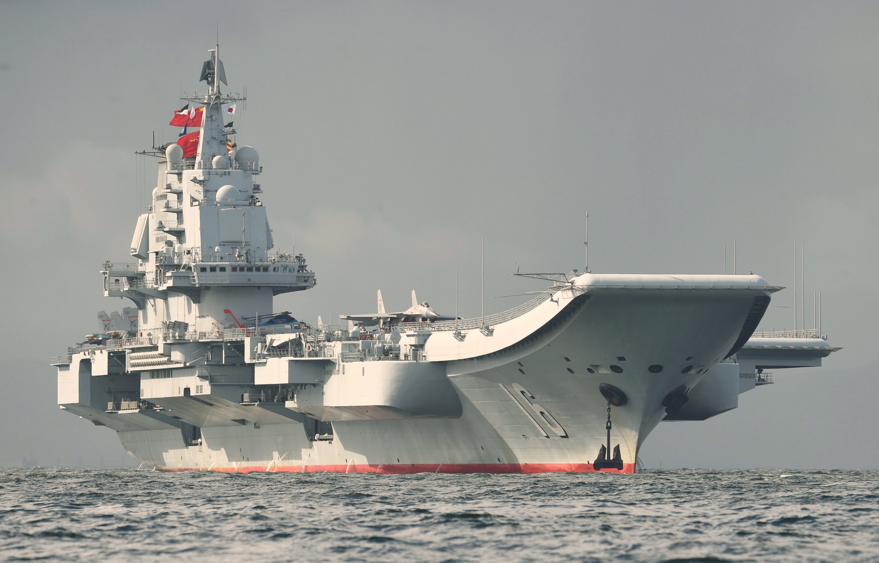 Laden Sie Chinesischer Flugzeugträger Liaoning HD-Desktop-Hintergründe herunter