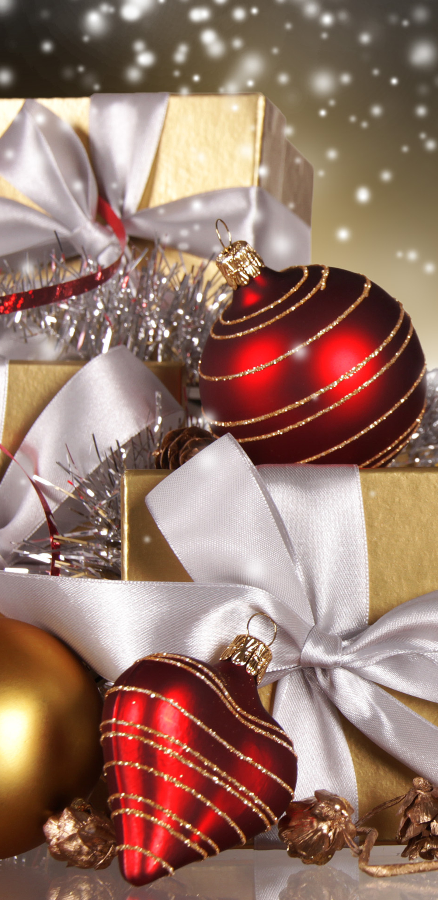 Download mobile wallpaper Christmas, Holiday, Gift, Decoration, Christmas Ornaments for free.