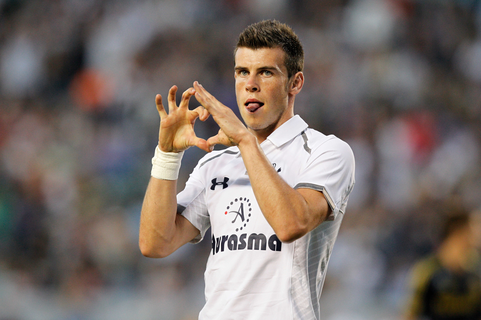 Free download wallpaper Sports, Soccer, Gareth Bale, Tottenham Hotspur F C, Welsh on your PC desktop