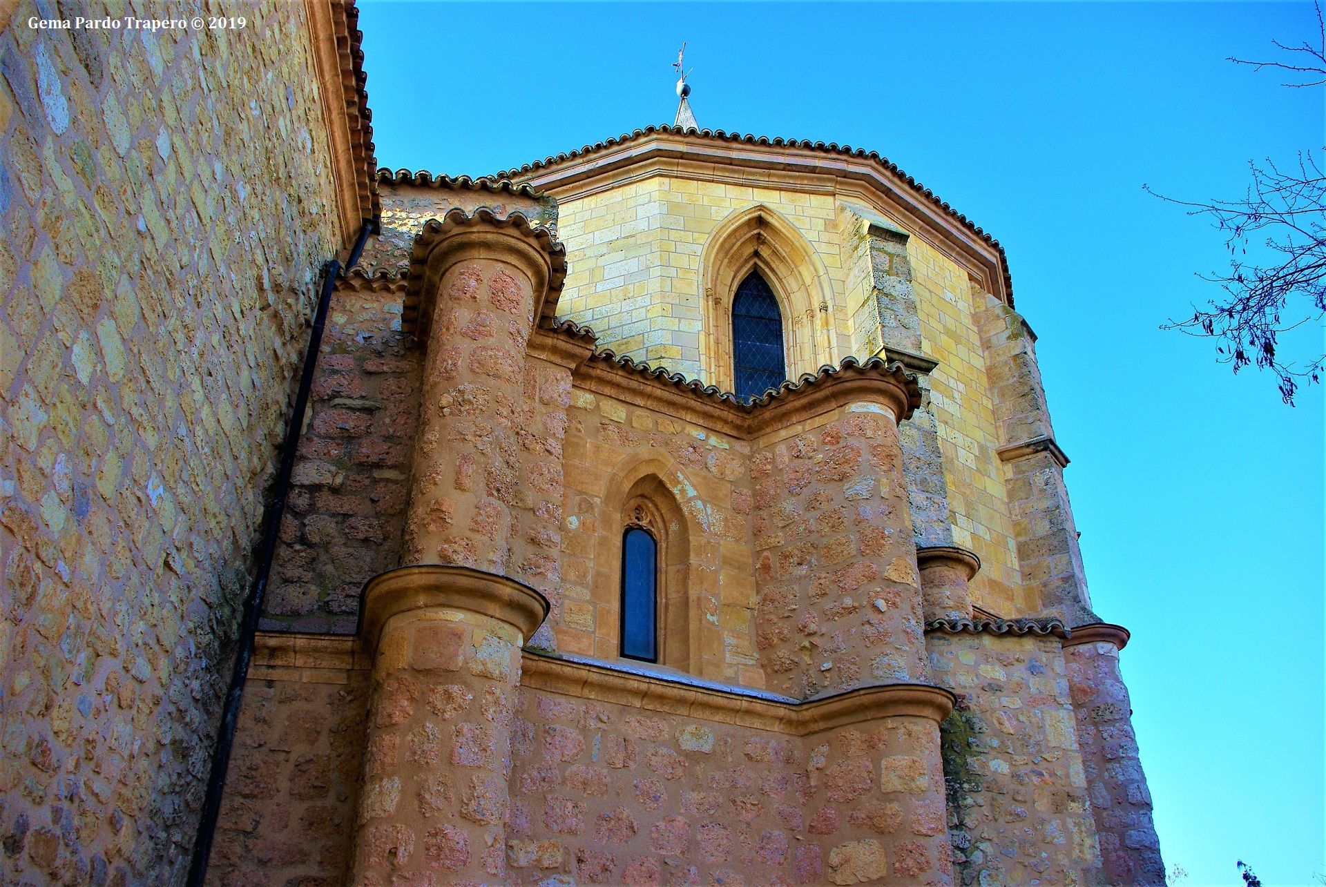 Download mobile wallpaper Architecture, Building, Church, Spain, Churches, Religious, Castilla La Mancha, Cuenca for free.