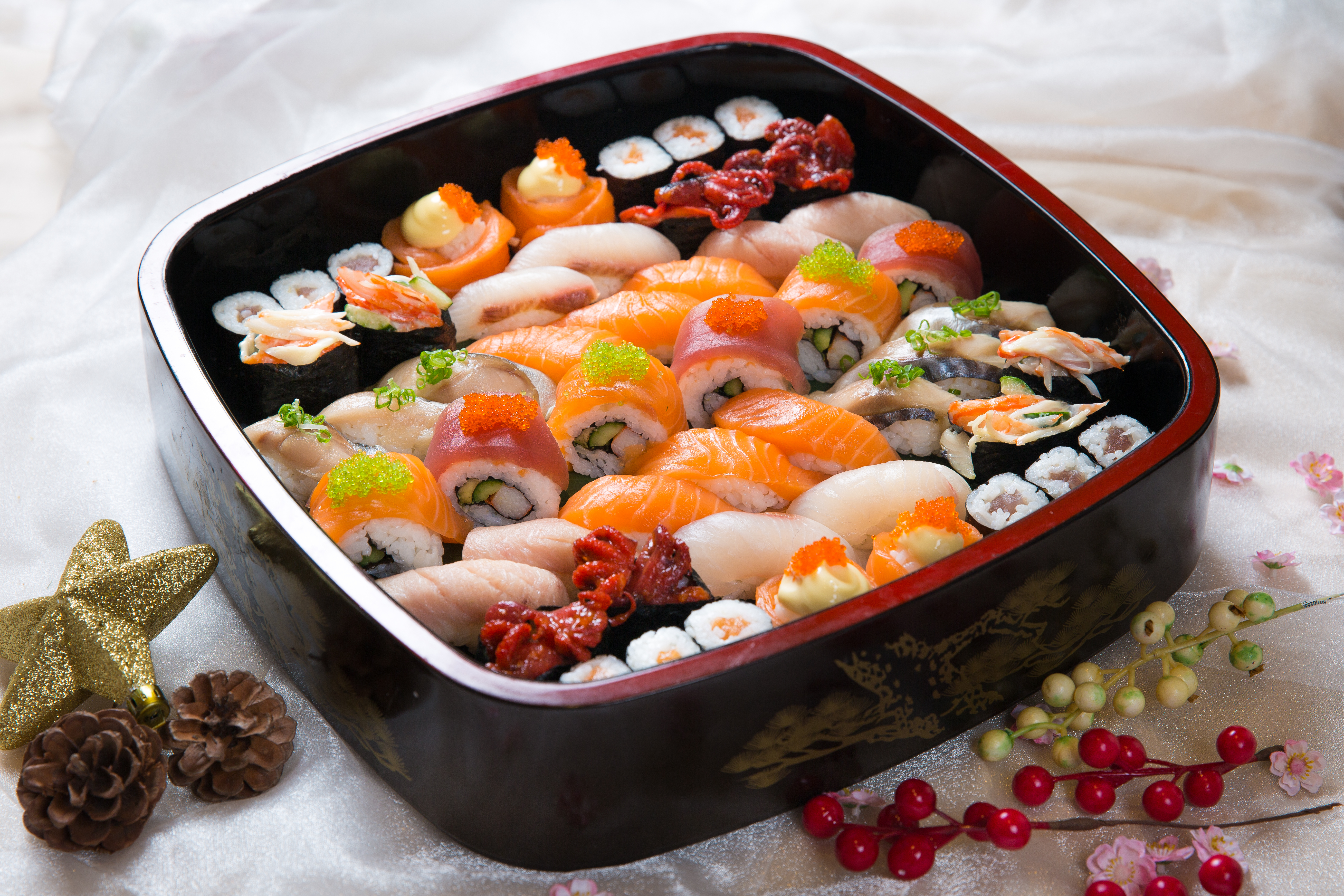 Download mobile wallpaper Food, Sushi, Fish, Seafood, Rice for free.