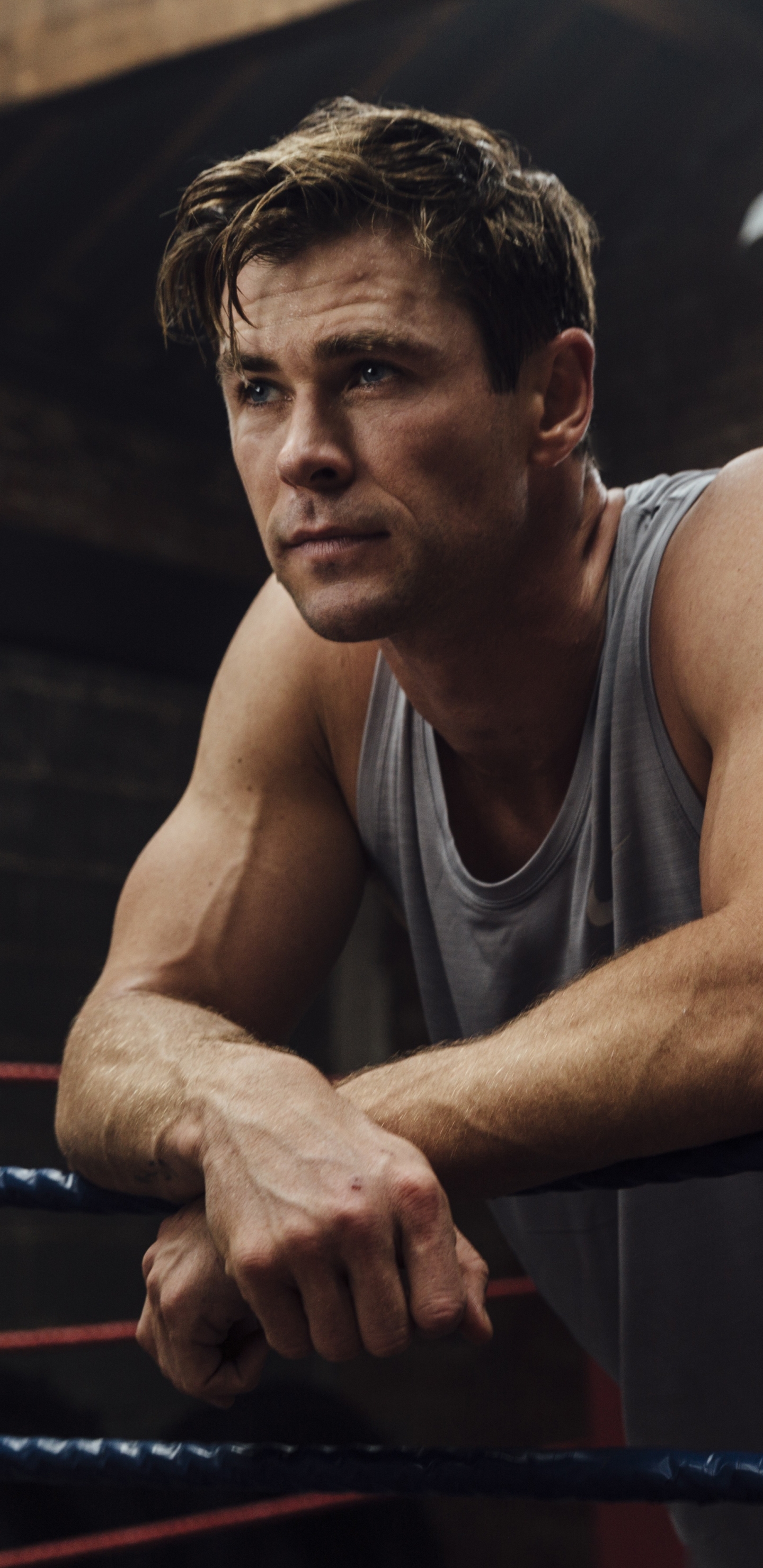 Handy-Wallpaper Fitness, Berühmtheiten, Chris Hemsworth kostenlos herunterladen.