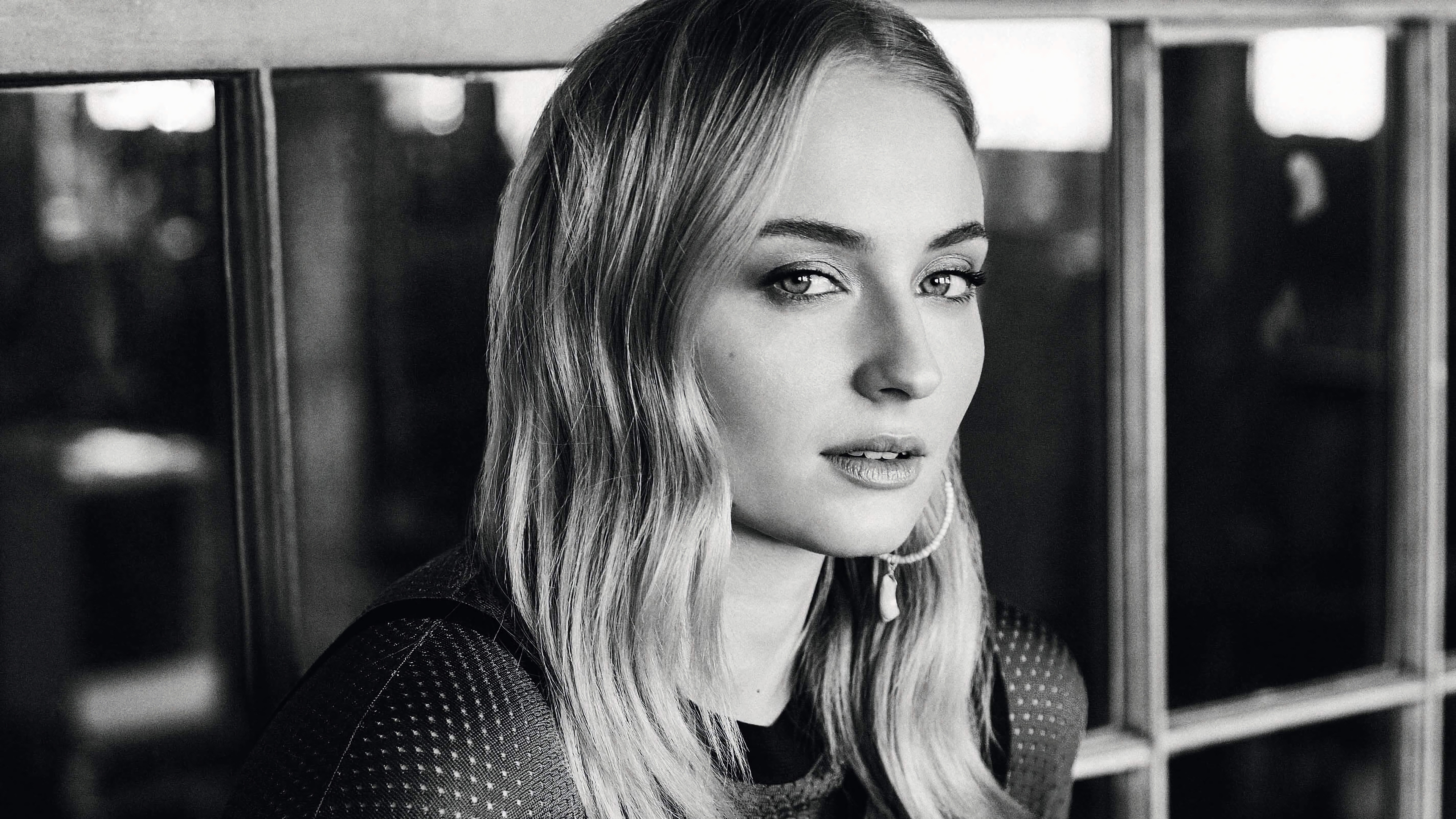 Free download wallpaper Celebrity, Sophie Turner on your PC desktop