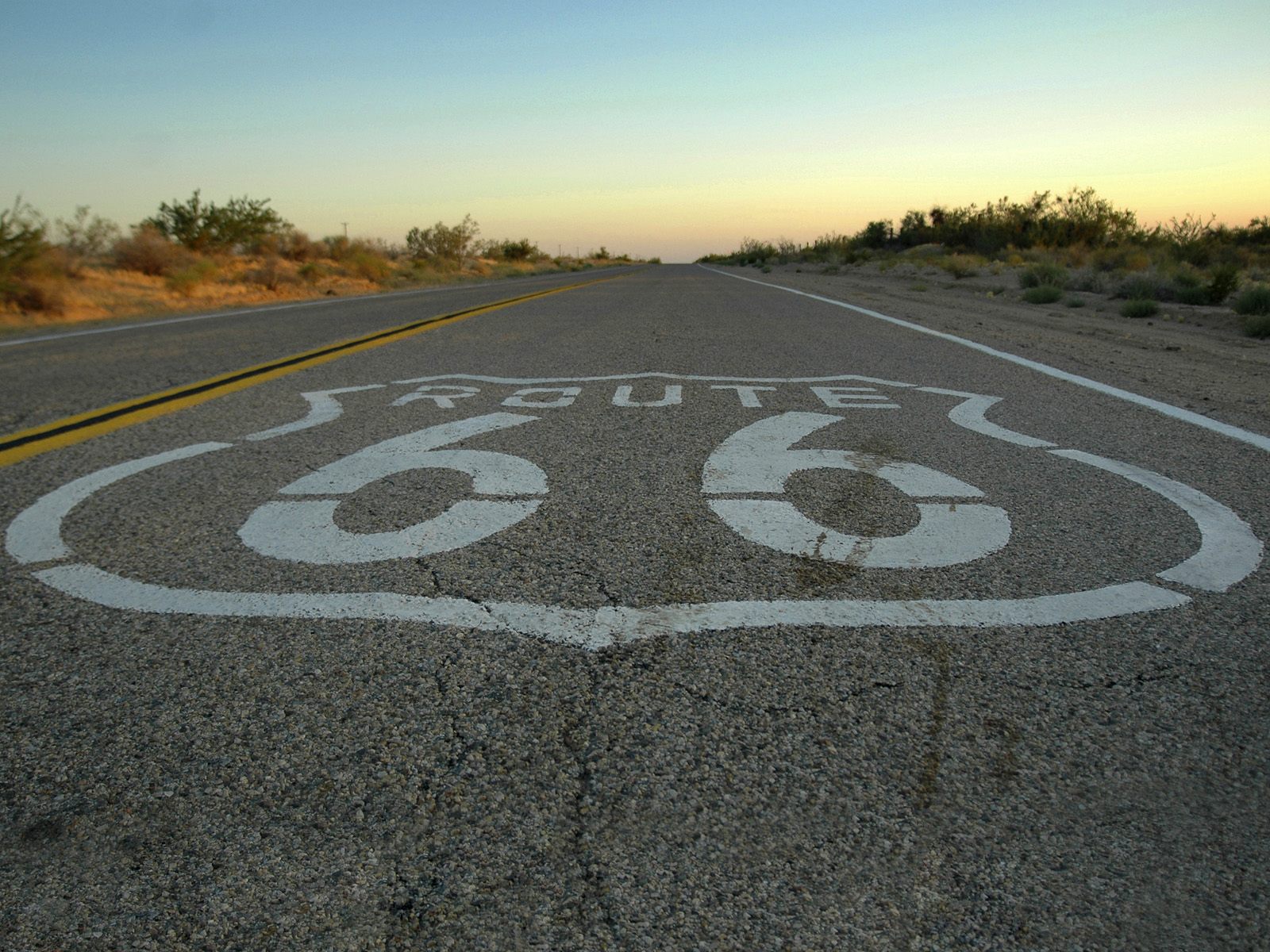 Descarga gratuita de fondo de pantalla para móvil de Hecho Por El Hombre, Carretera.