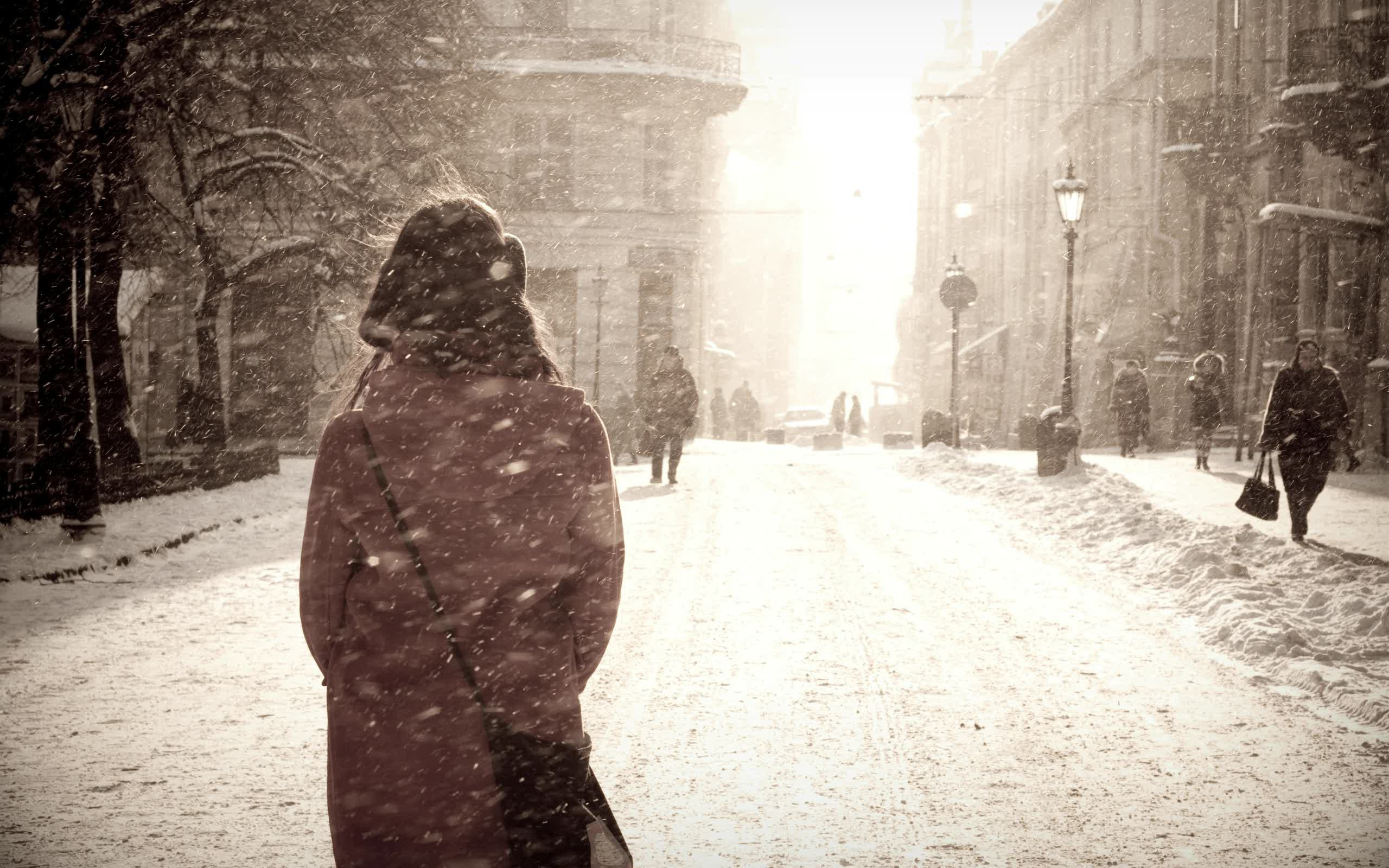 Free download wallpaper People, Winter, City, Photography, Snowfall on your PC desktop
