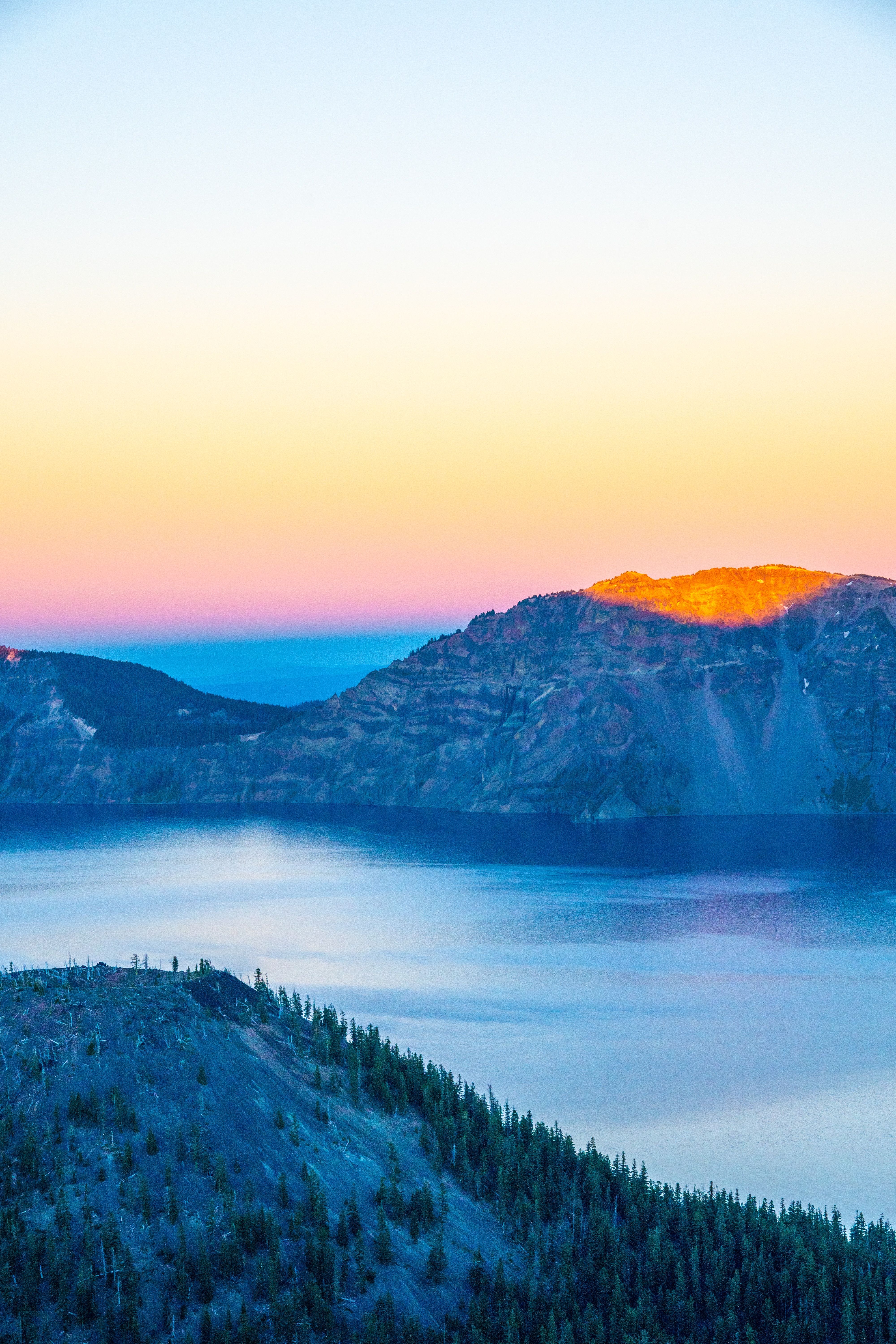 PCデスクトップに自然, 日没, 山脈, 米国, 地平線, 国立公園, クレーターレイク, 火口湖, 湖画像を無料でダウンロード