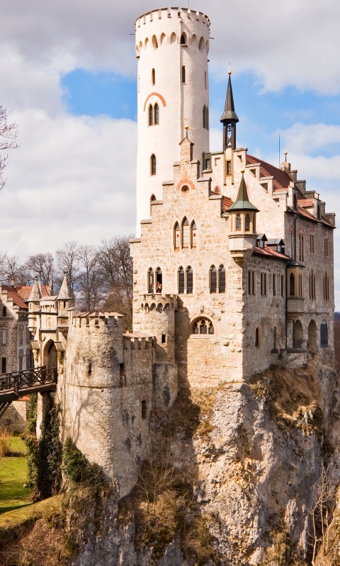 Скачати мобільні шпалери Замки, Замок, Створено Людиною, Замок Ліхтенштейн (Вюртемберг) безкоштовно.