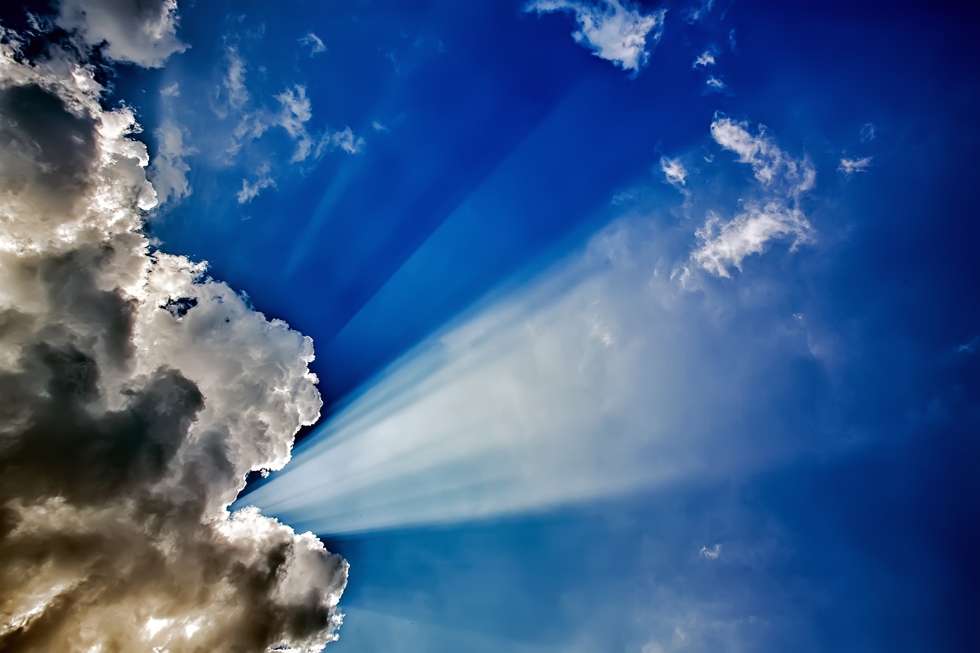 Laden Sie das Wolke, Himmel, Sonnenstrahl, Erde/natur, Sonnenschein-Bild kostenlos auf Ihren PC-Desktop herunter