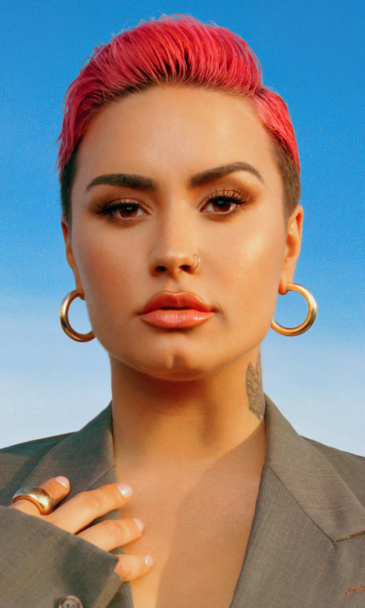Download mobile wallpaper Music, Singer, American, Short Hair, Demi Lovato for free.