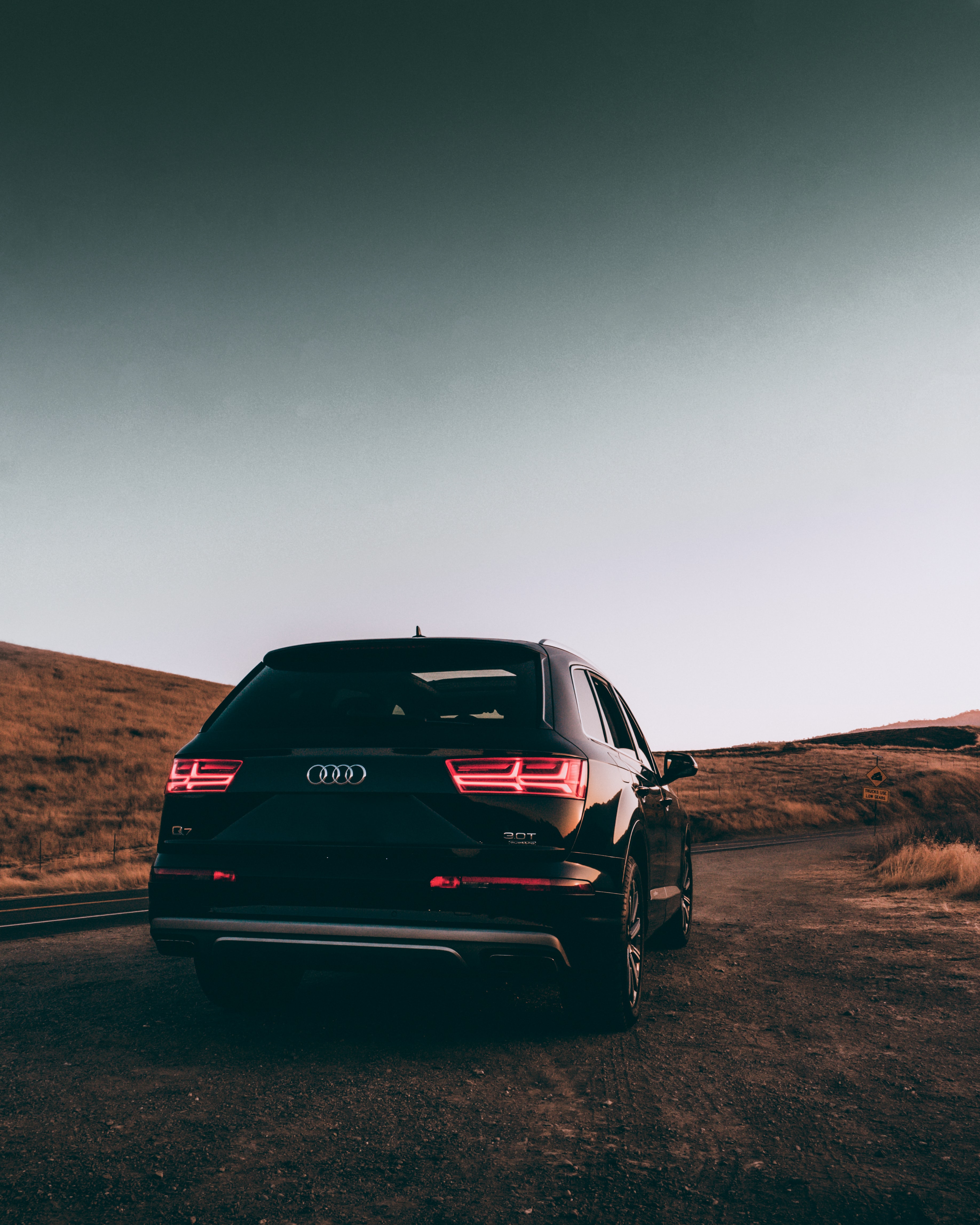 Die besten Audi Q7-Hintergründe für den Telefonbildschirm
