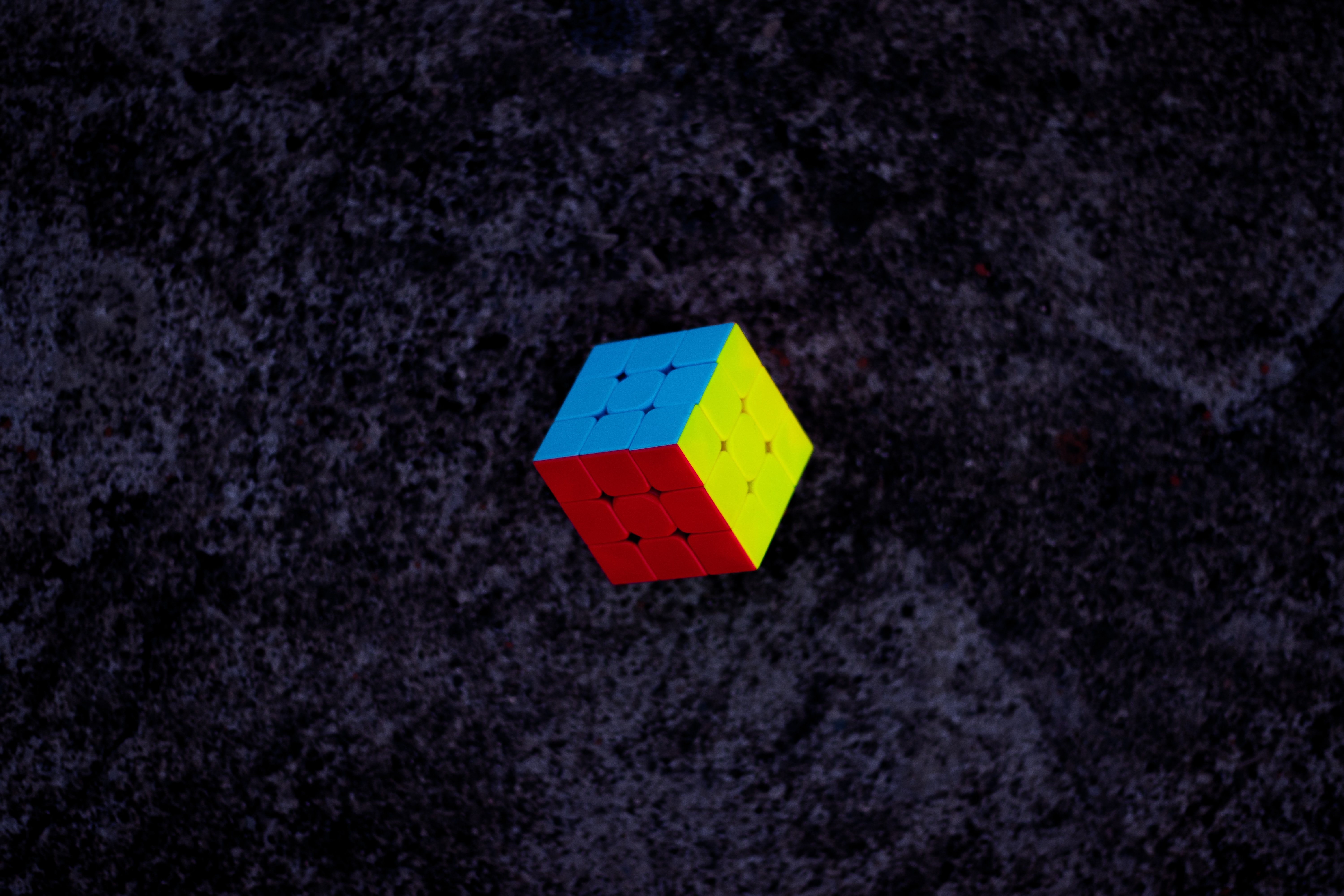 120376 скачать обои куб, кубик рубик, разное, разноцветный, левитация - заставки и картинки бесплатно