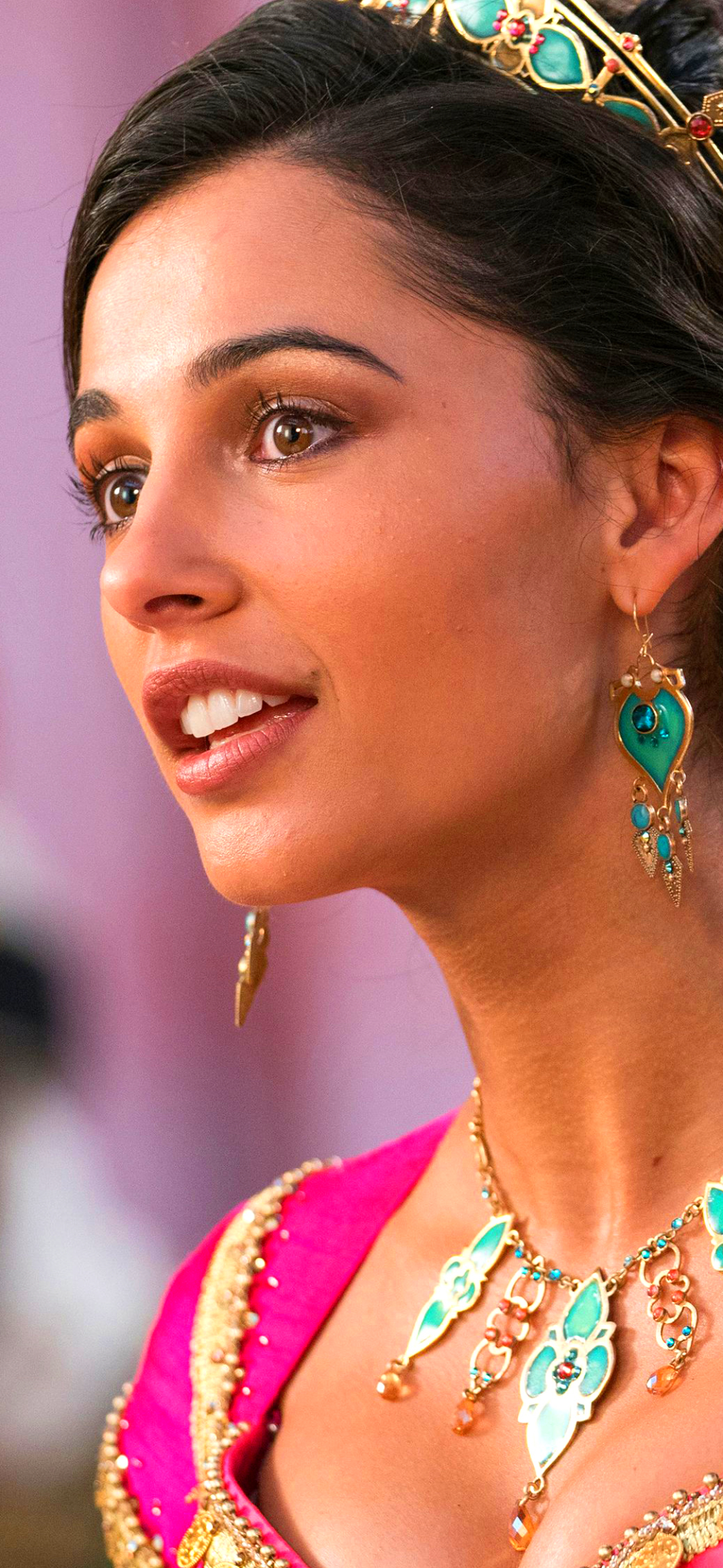 movie, aladdin (2019), face, brown eyes, necklace, naomi scott, actress, earrings, british, black hair