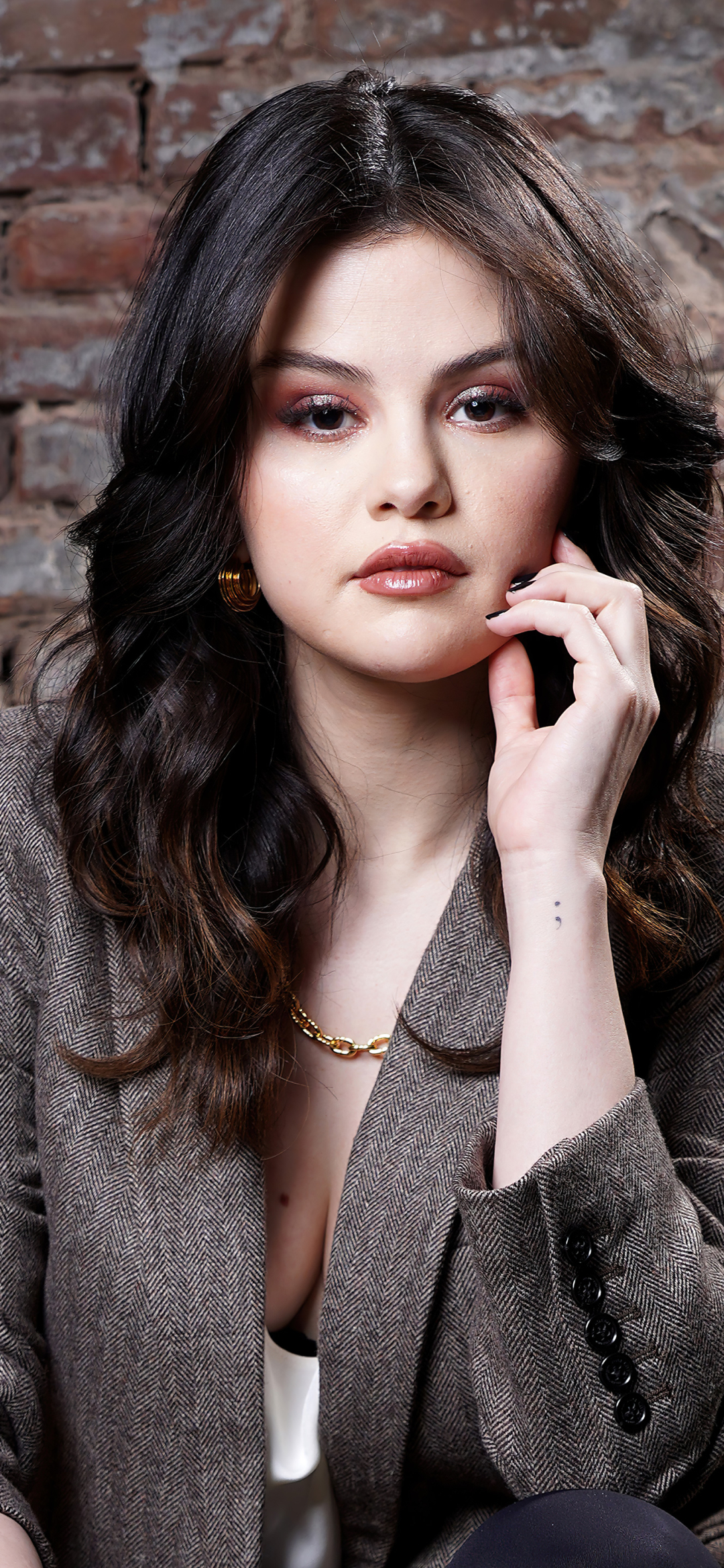 Download mobile wallpaper Music, Selena Gomez, Singer, American, Black Hair for free.