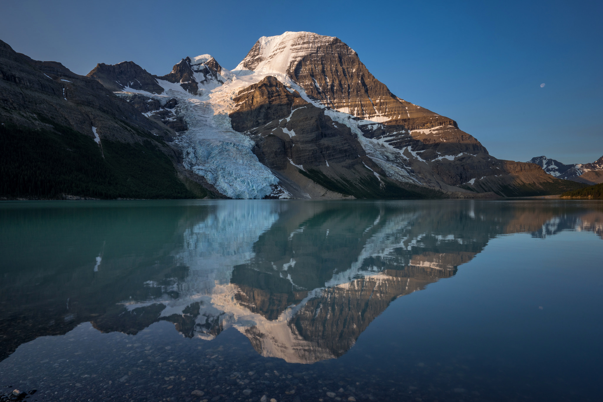 Free download wallpaper Nature, Mountain, Lake, Reflection, Earth on your PC desktop