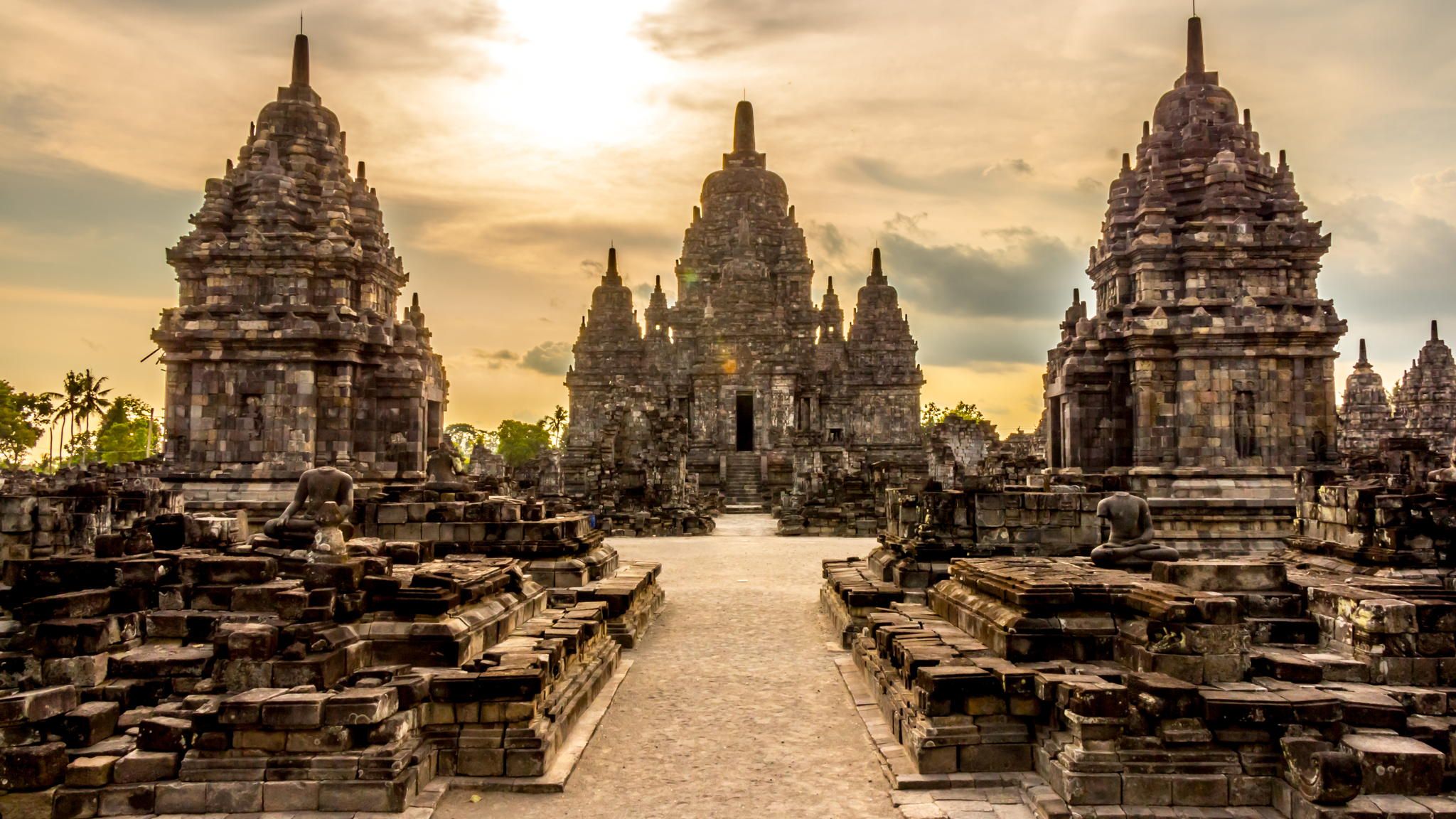 372095 скачать обои храм прамбанан, индонезия, религиозные, индуистский храм, ява (индонезия), храмы - заставки и картинки бесплатно