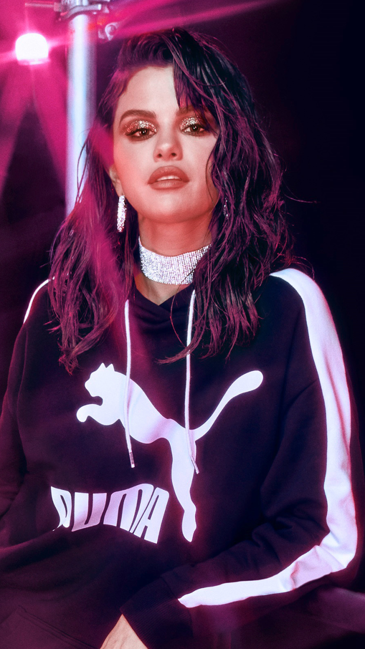 Handy-Wallpaper Musik, Selena Gomez, Sänger, Amerikanisch, Schwarzes Haar kostenlos herunterladen.