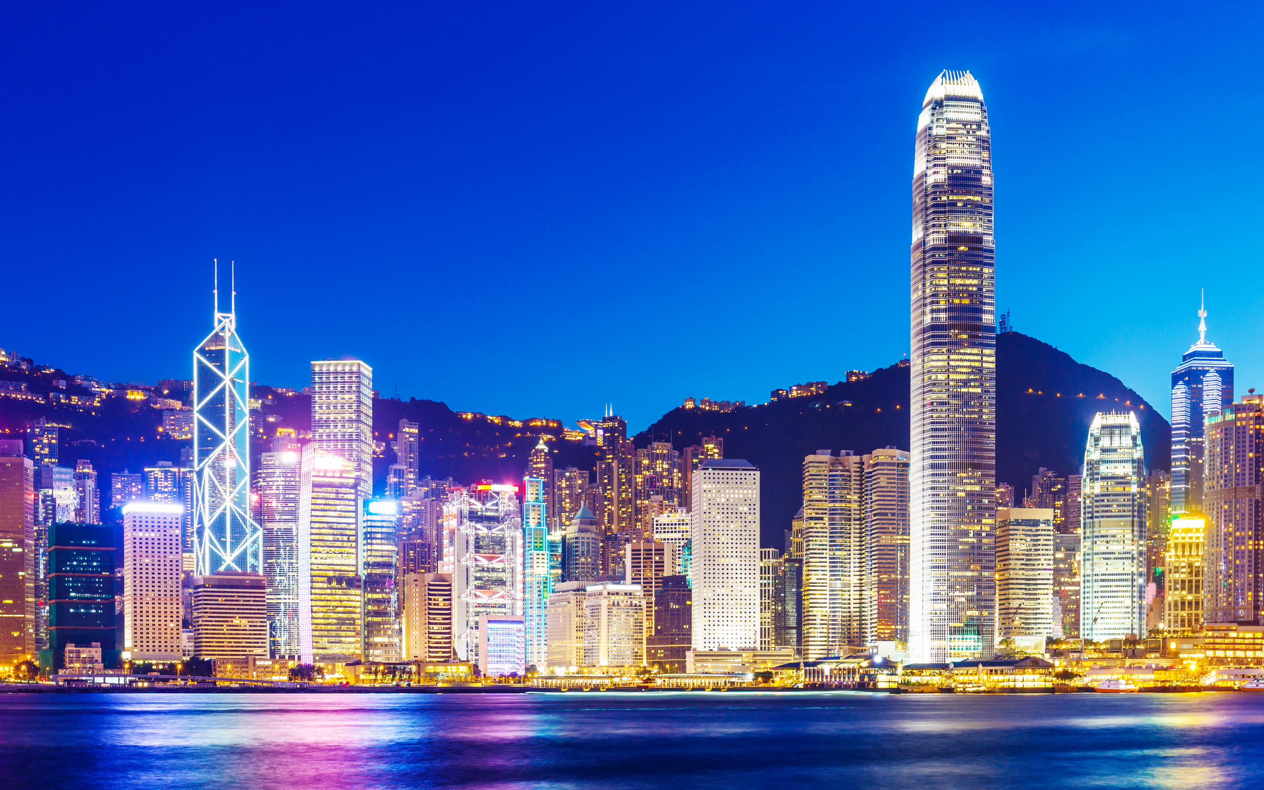 Download mobile wallpaper Hong Kong, Skyscraper, Building, Cities, Man Made, City for free.